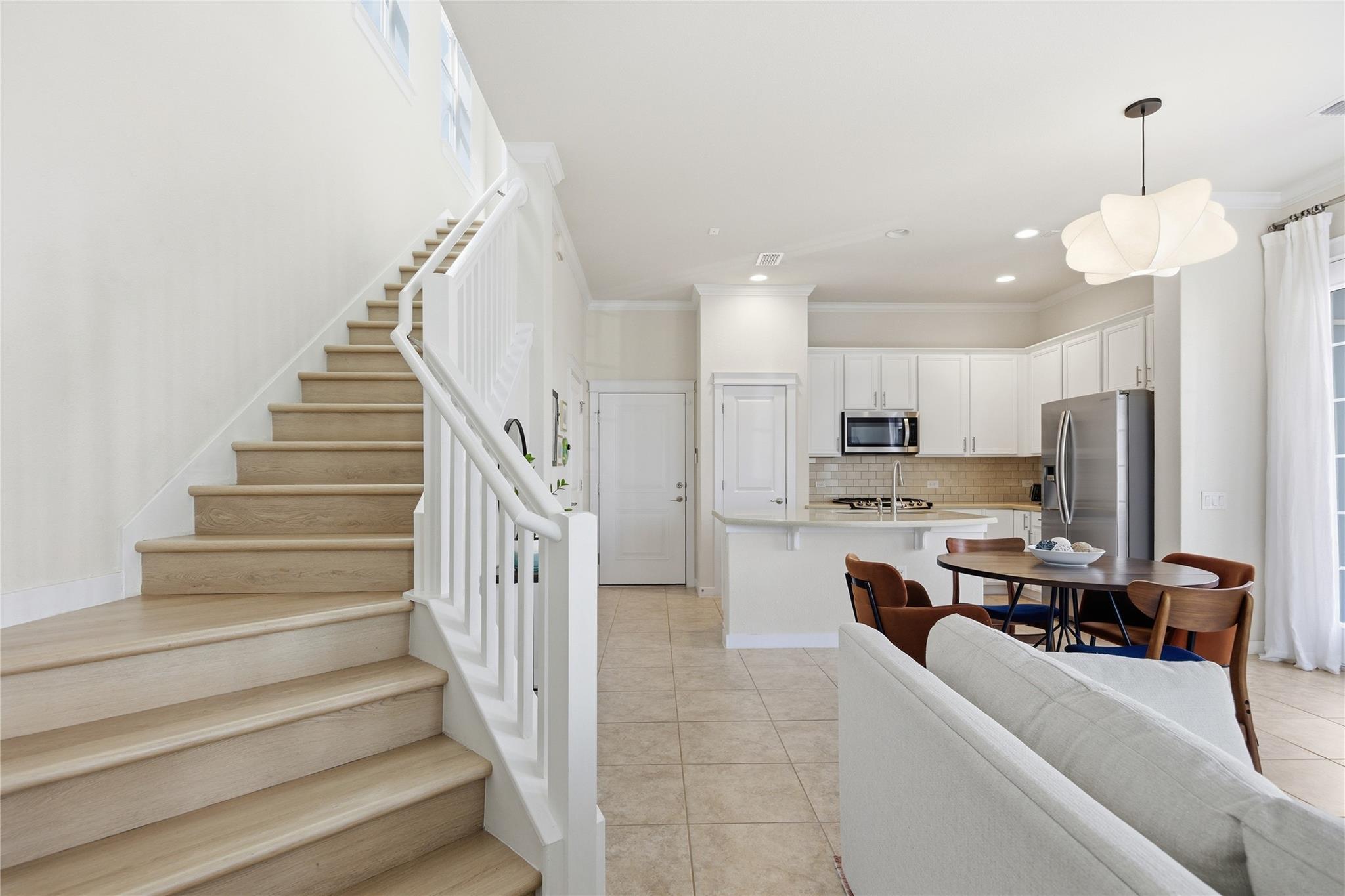 3900 Threadgill St # 2, Austin, TX 78723