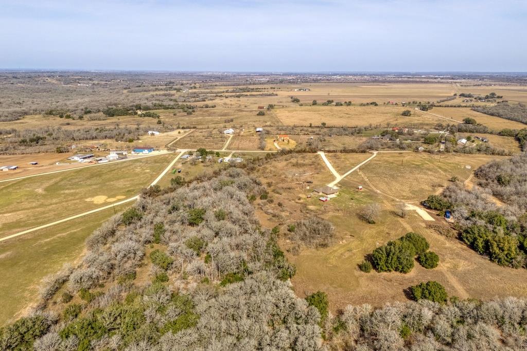 1073 Brushy Branch Rd, Lockhart, TX 78644