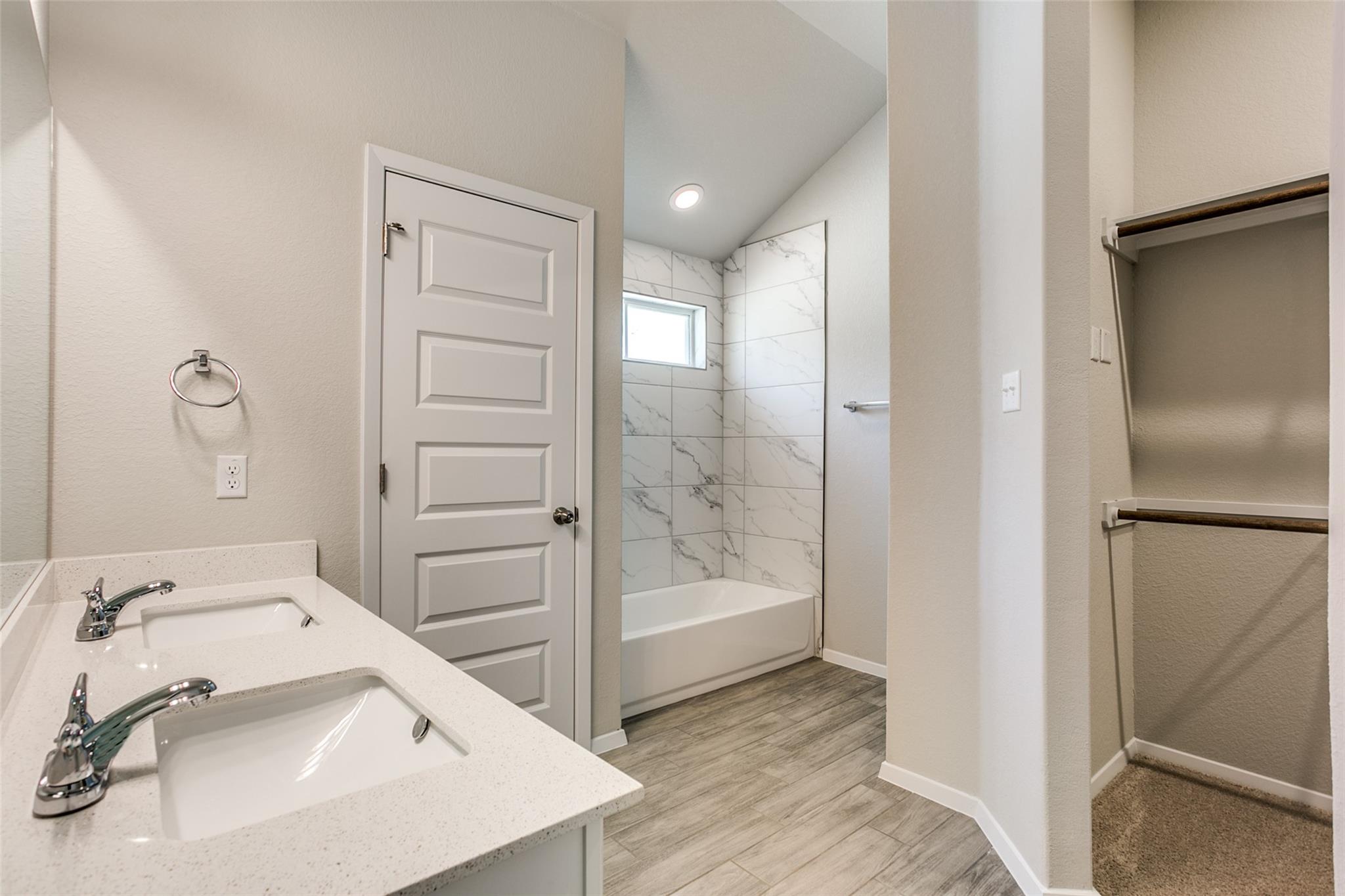 2800 Joe Dimaggio Blvd # 65, Round Rock, TX 78665