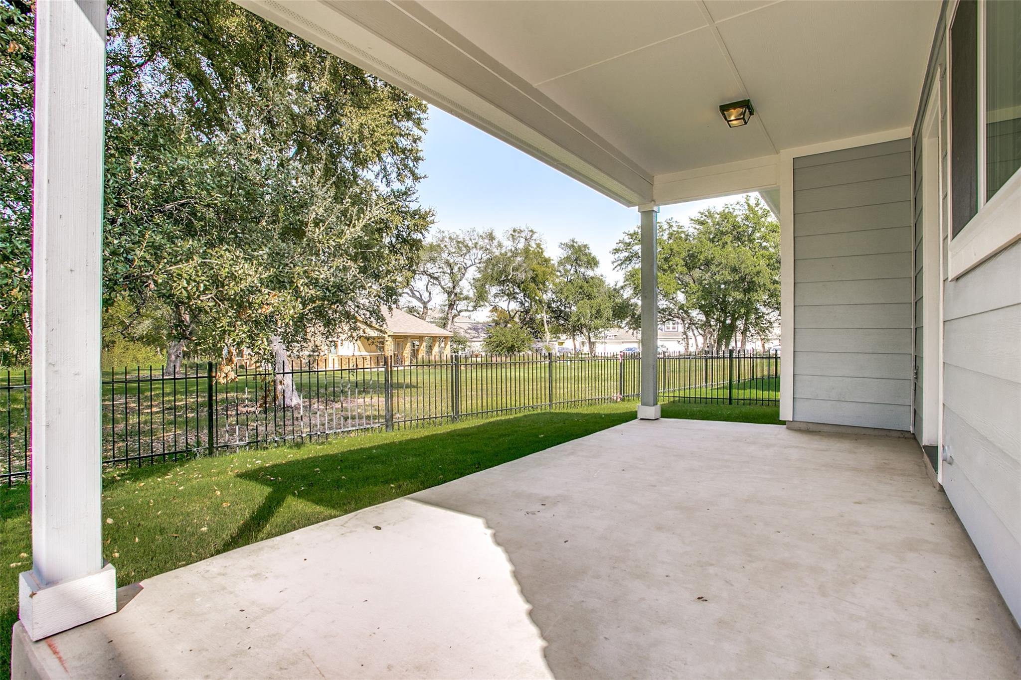 2800 Joe Dimaggio Blvd # 65, Round Rock, TX 78665