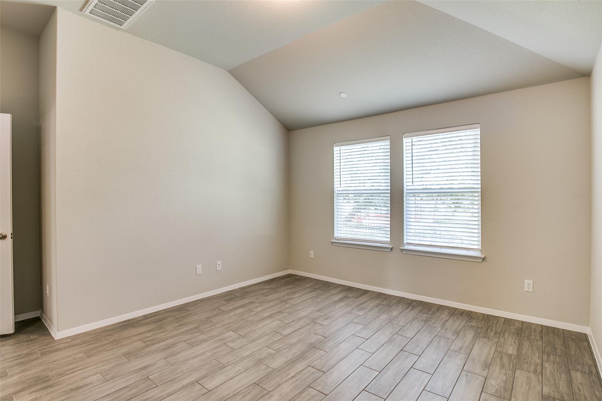 2800 Joe Dimaggio Blvd # 65, Round Rock, TX 78665