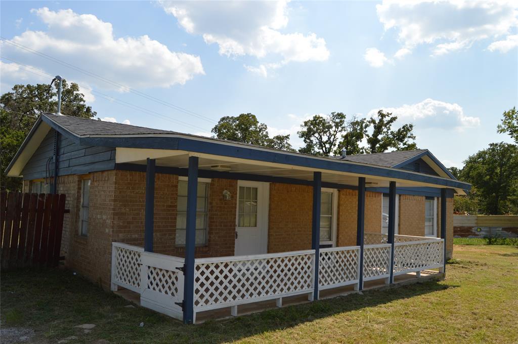 245 Flaming Oak Dr, Bastrop, TX 78602