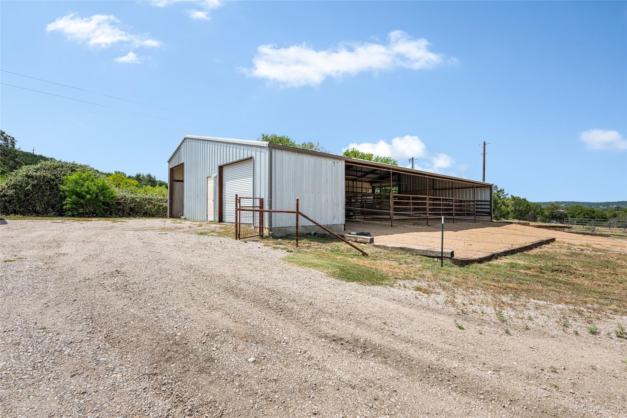 121 Dog Run, Burnet, TX 78611