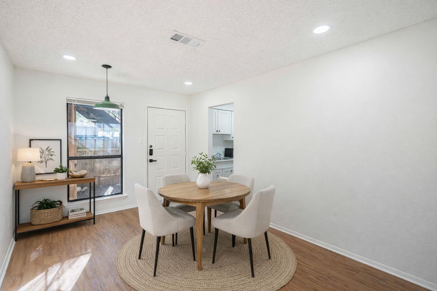 4701 Red River St # 102, Austin, TX 78751