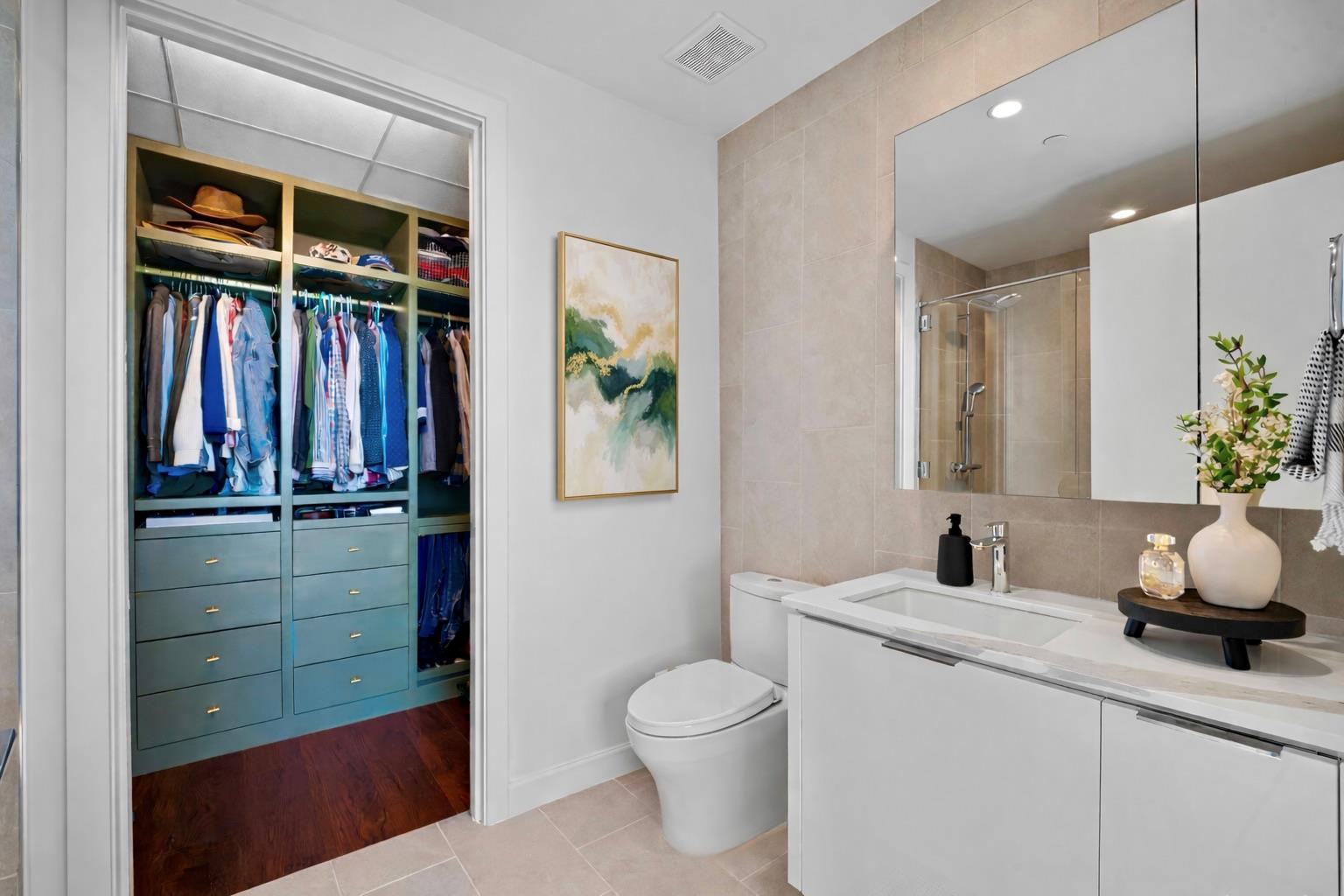 44 East Ave # 3705, Austin, TX 78701