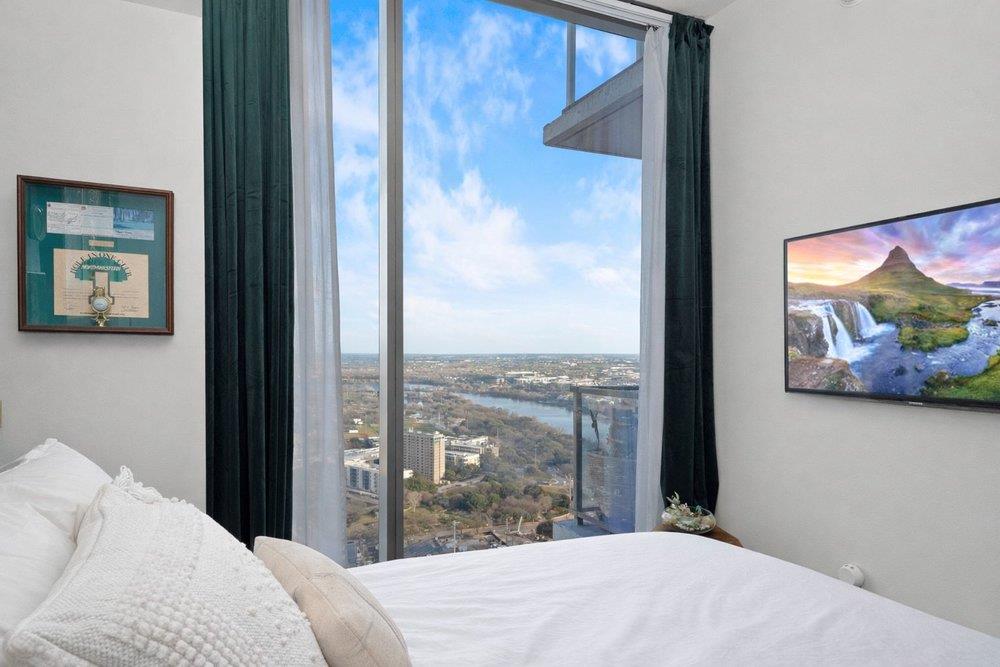 44 East Ave # 3705, Austin, TX 78701
