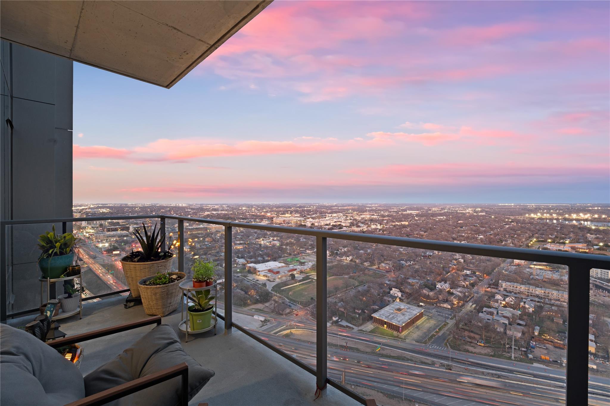 44 East Ave # 3705, Austin, TX 78701