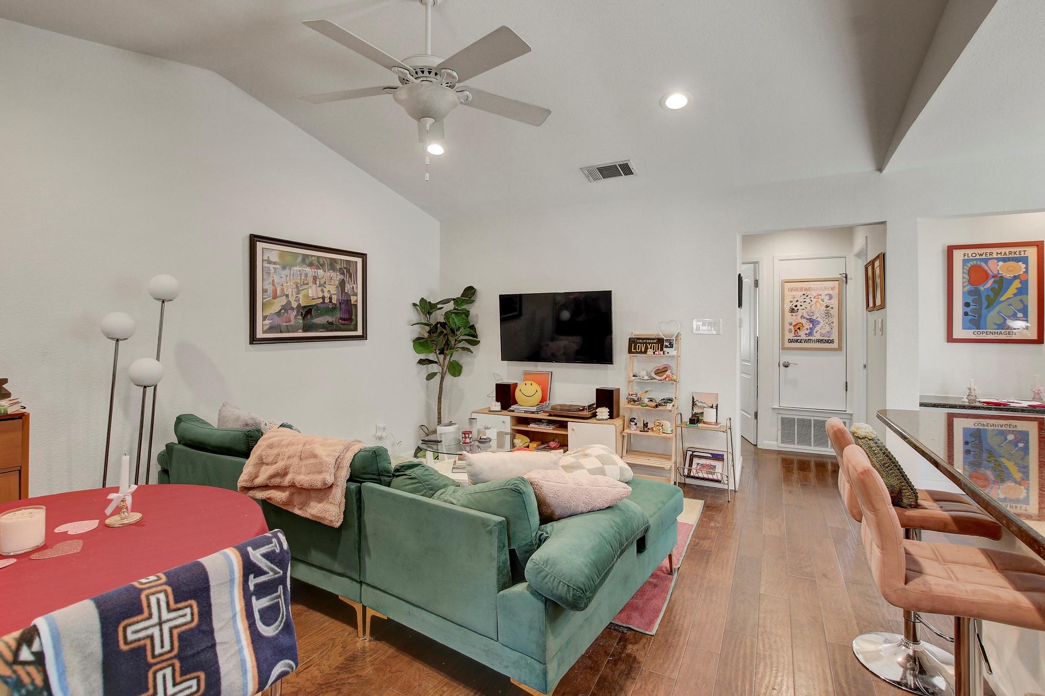 1403 Waterloo Trl, Austin, TX 78704