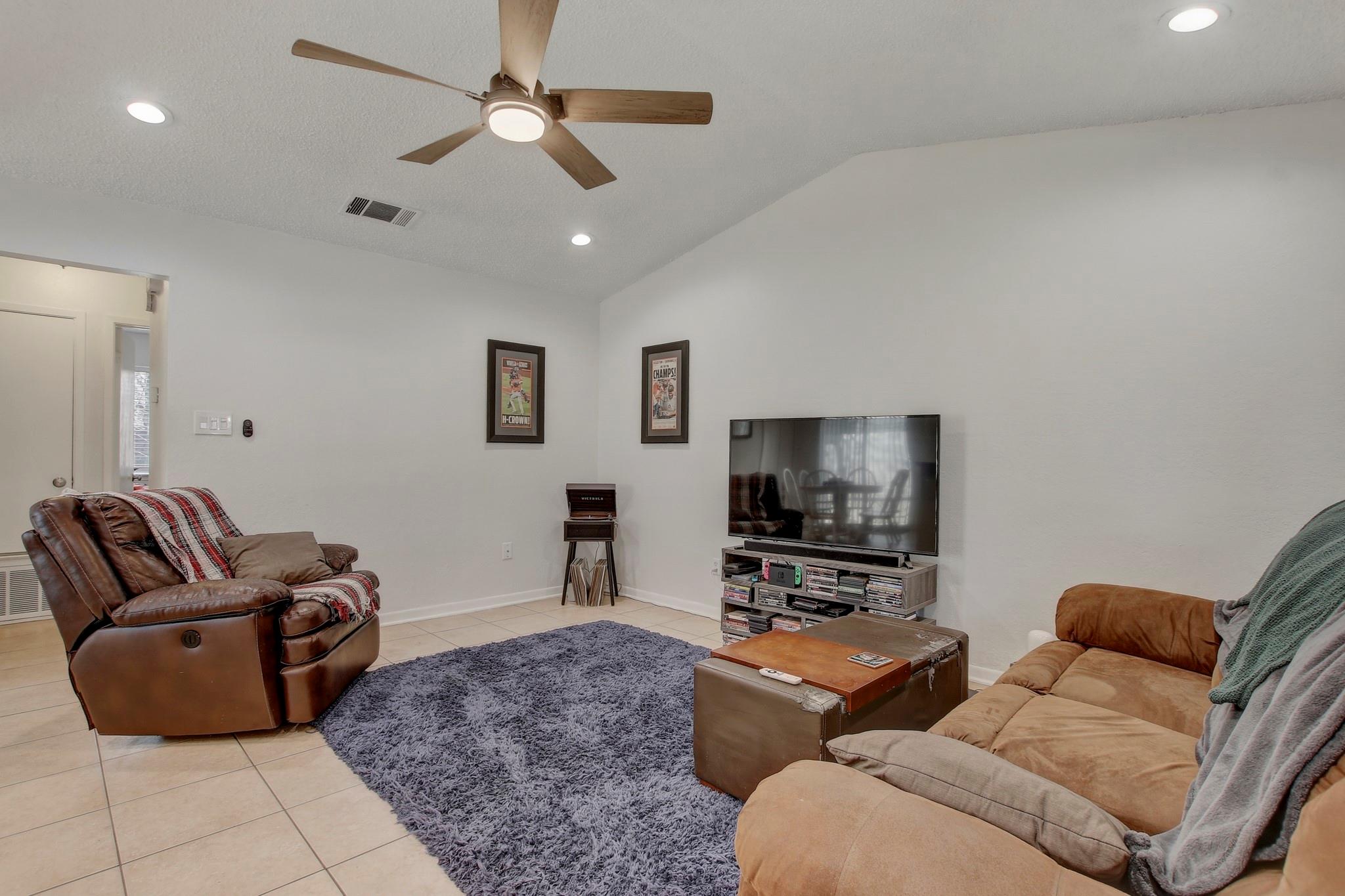 1403 Waterloo Trl, Austin, TX 78704