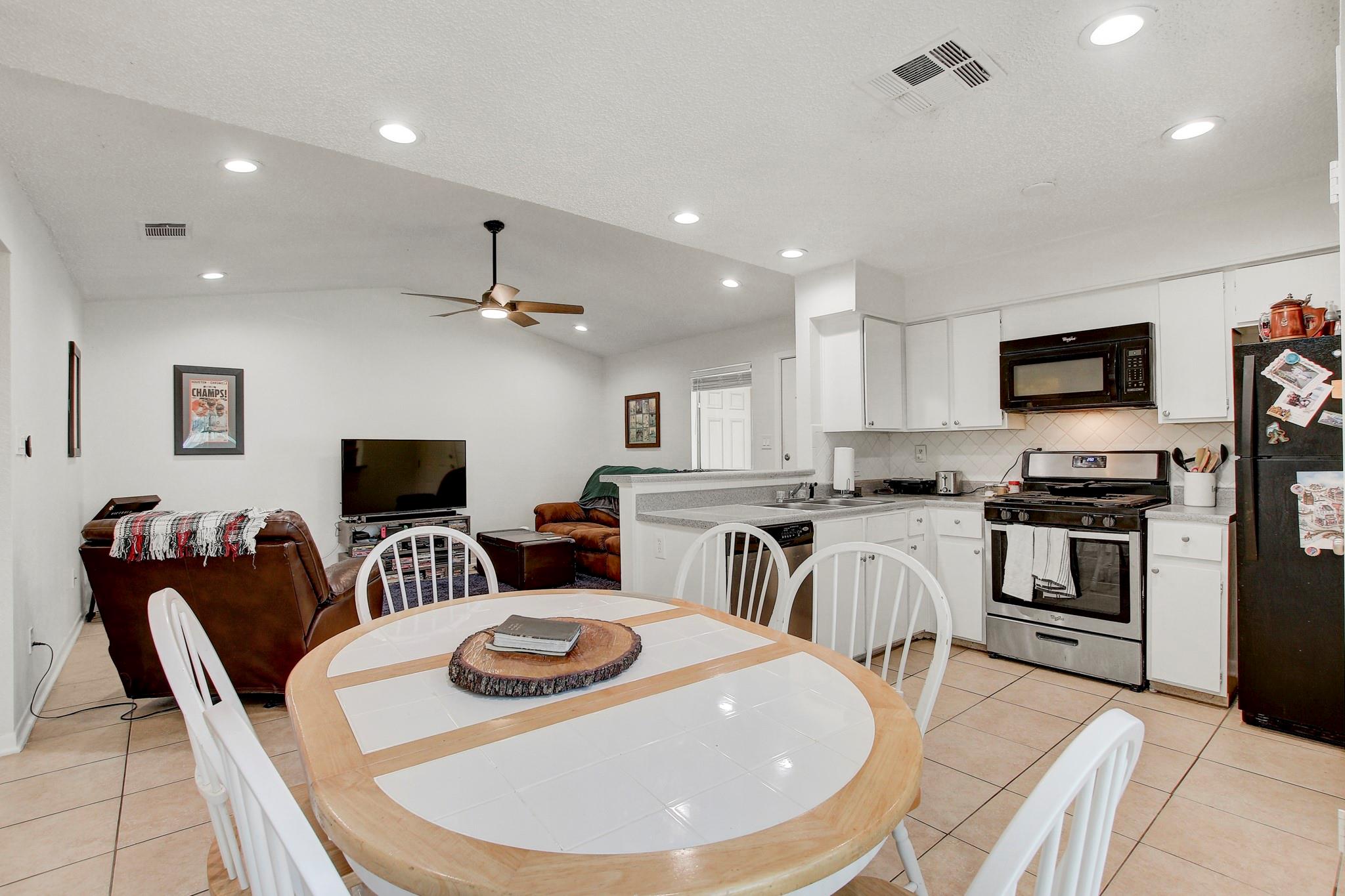 1403 Waterloo Trl, Austin, TX 78704