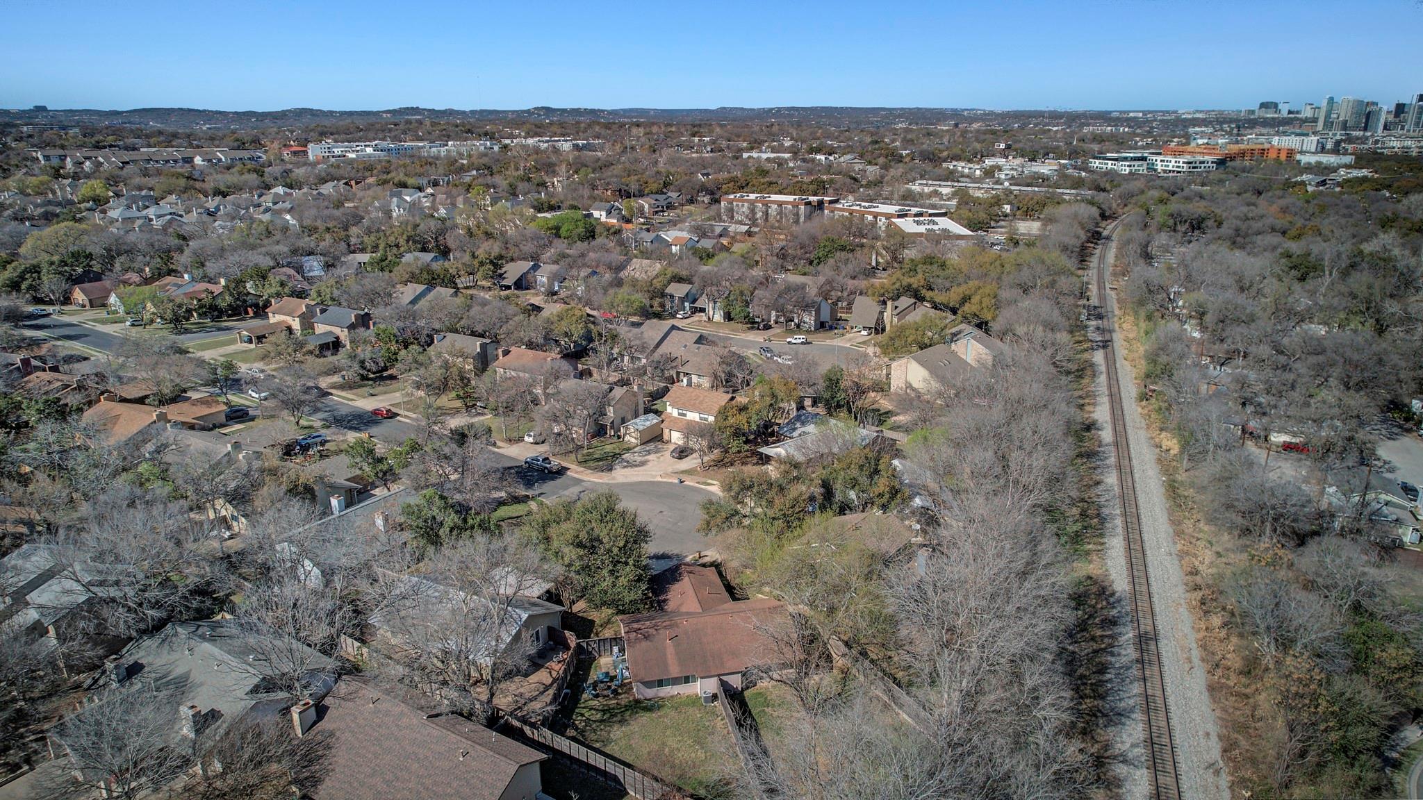 1403 Waterloo Trl, Austin, TX 78704