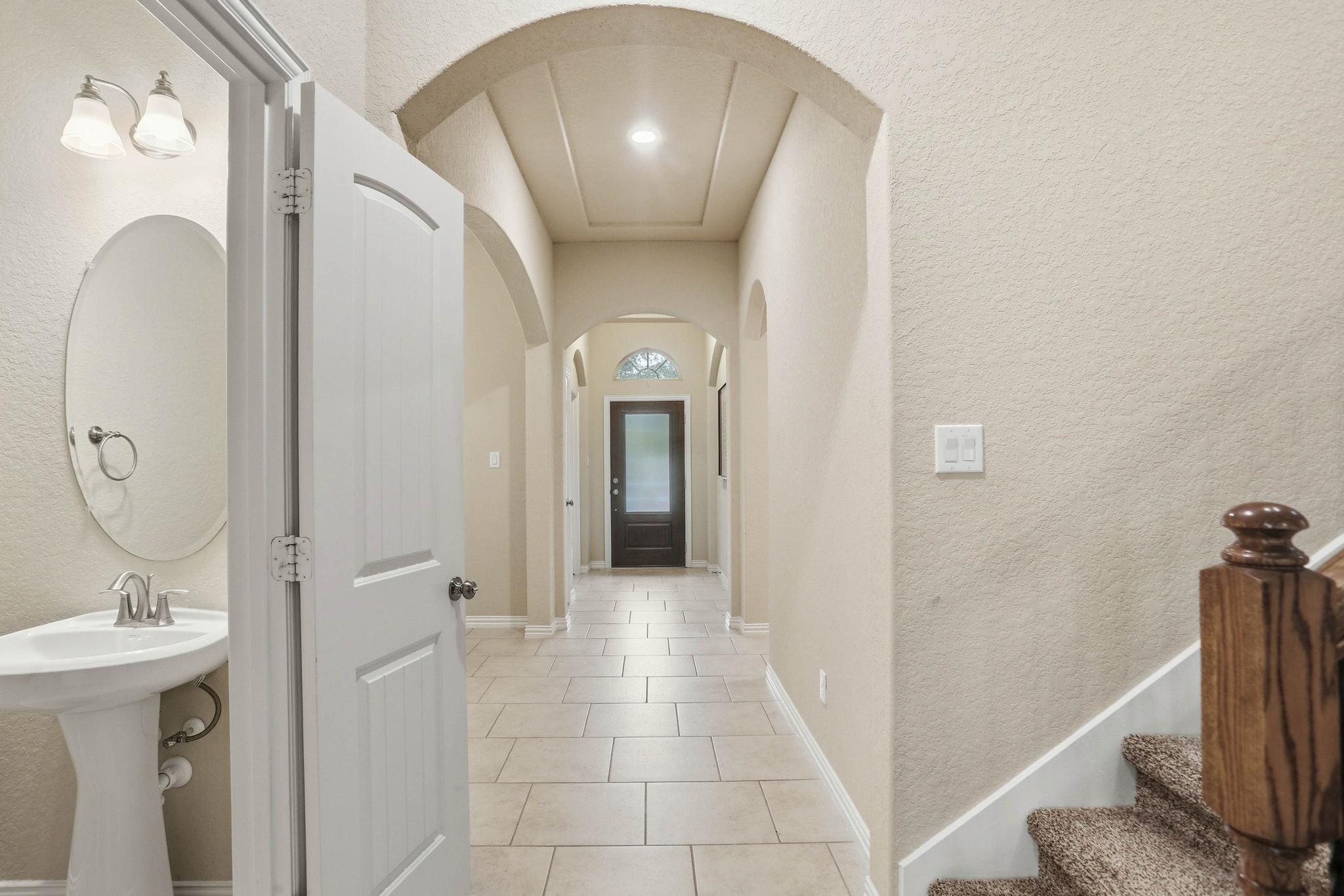 718 Hard Tack Trl, San Antonio, TX 78245