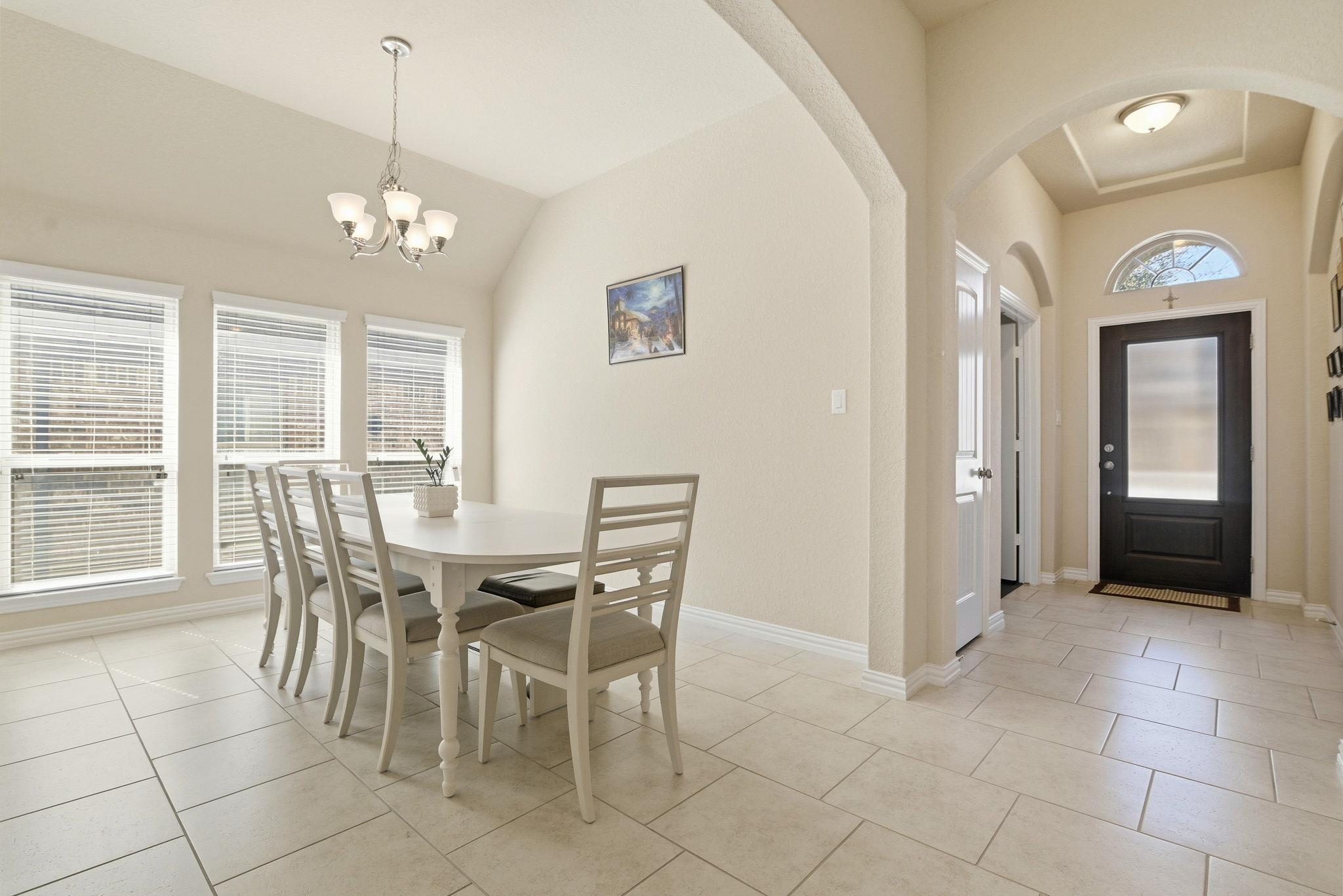 718 Hard Tack Trl, San Antonio, TX 78245