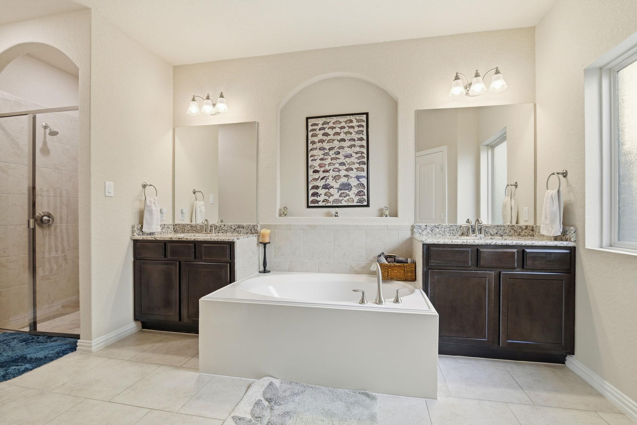 718 Hard Tack Trl, San Antonio, TX 78245