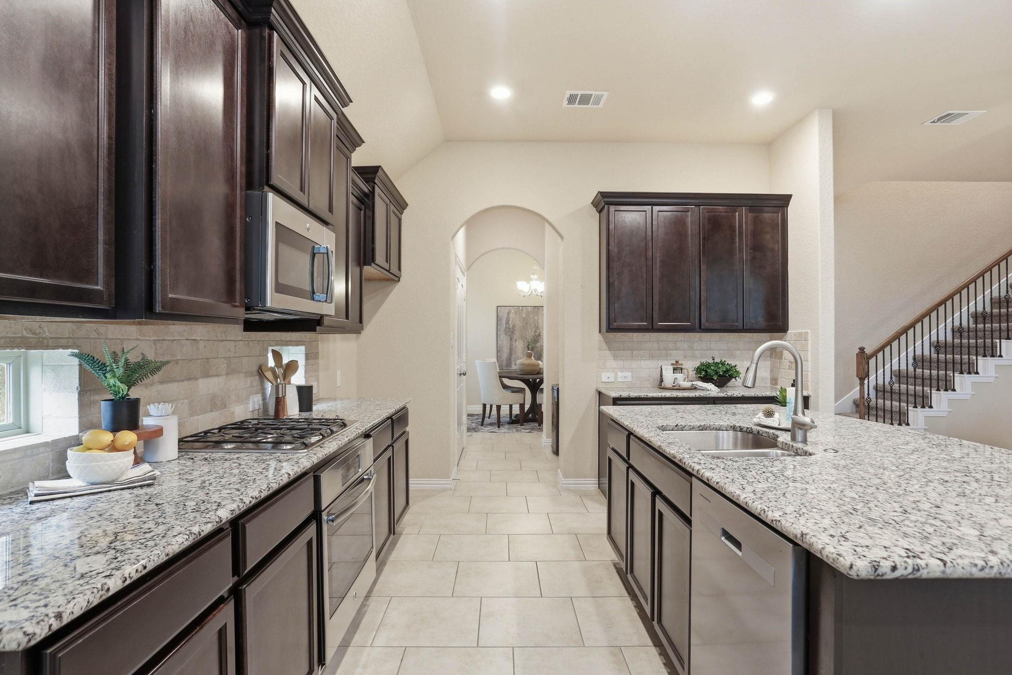 718 Hard Tack Trl, San Antonio, TX 78245