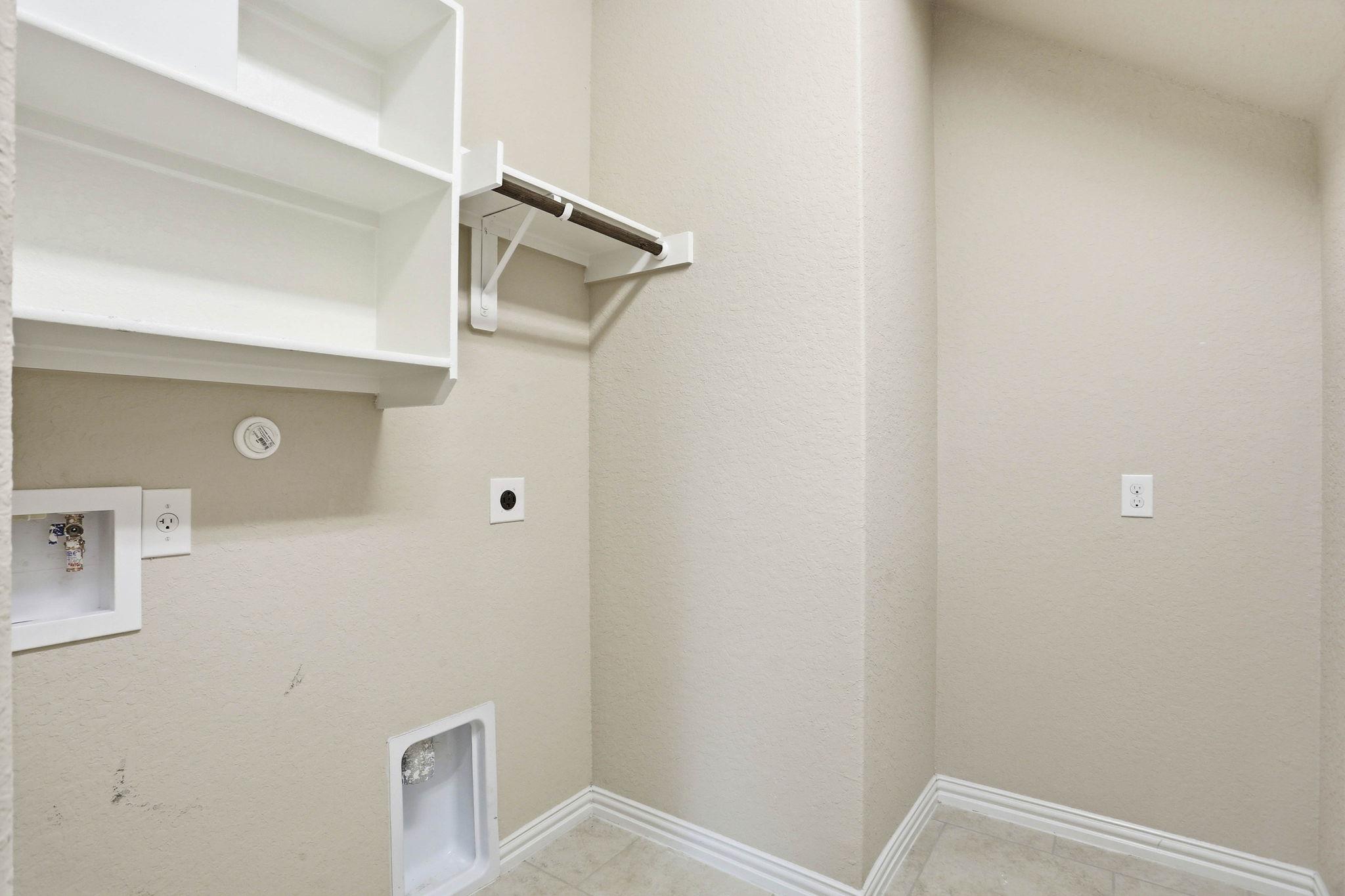 718 Hard Tack Trl, San Antonio, TX 78245