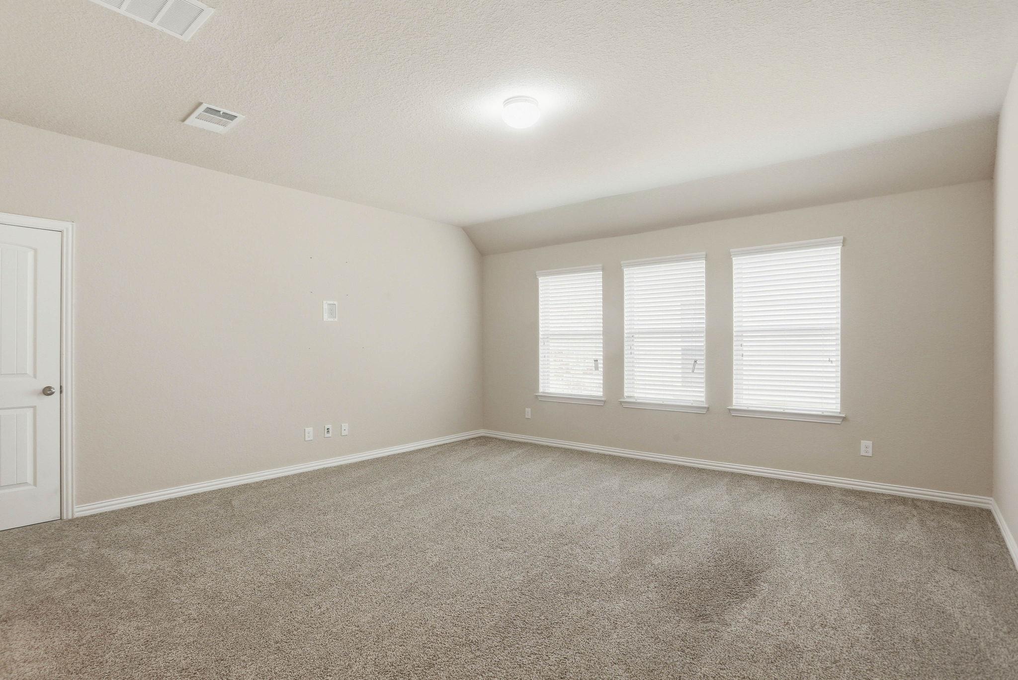 718 Hard Tack Trl, San Antonio, TX 78245
