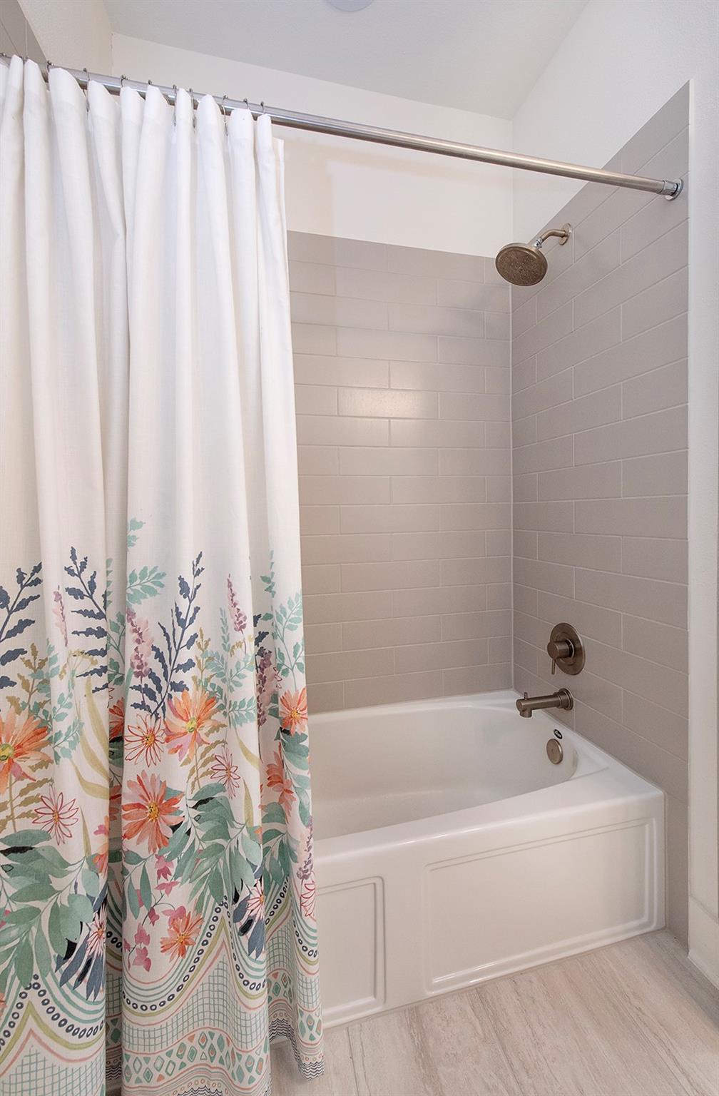 2508 B Simond Ave # B, Austin, TX 78723