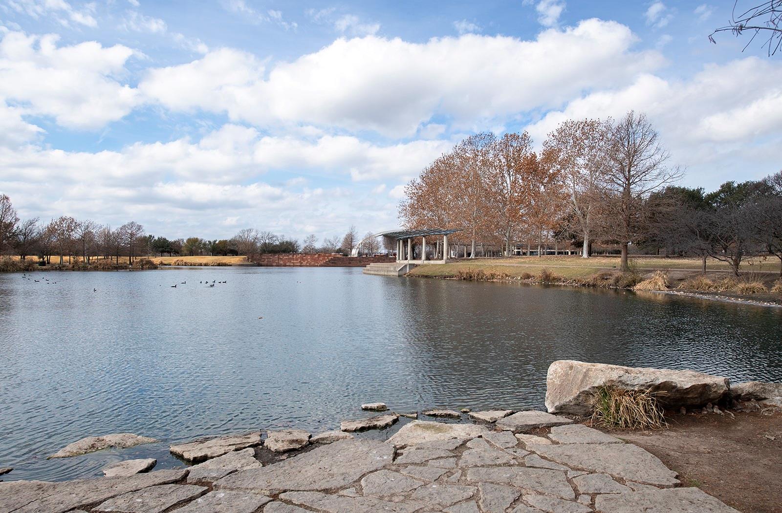 2508 B Simond Ave # B, Austin, TX 78723