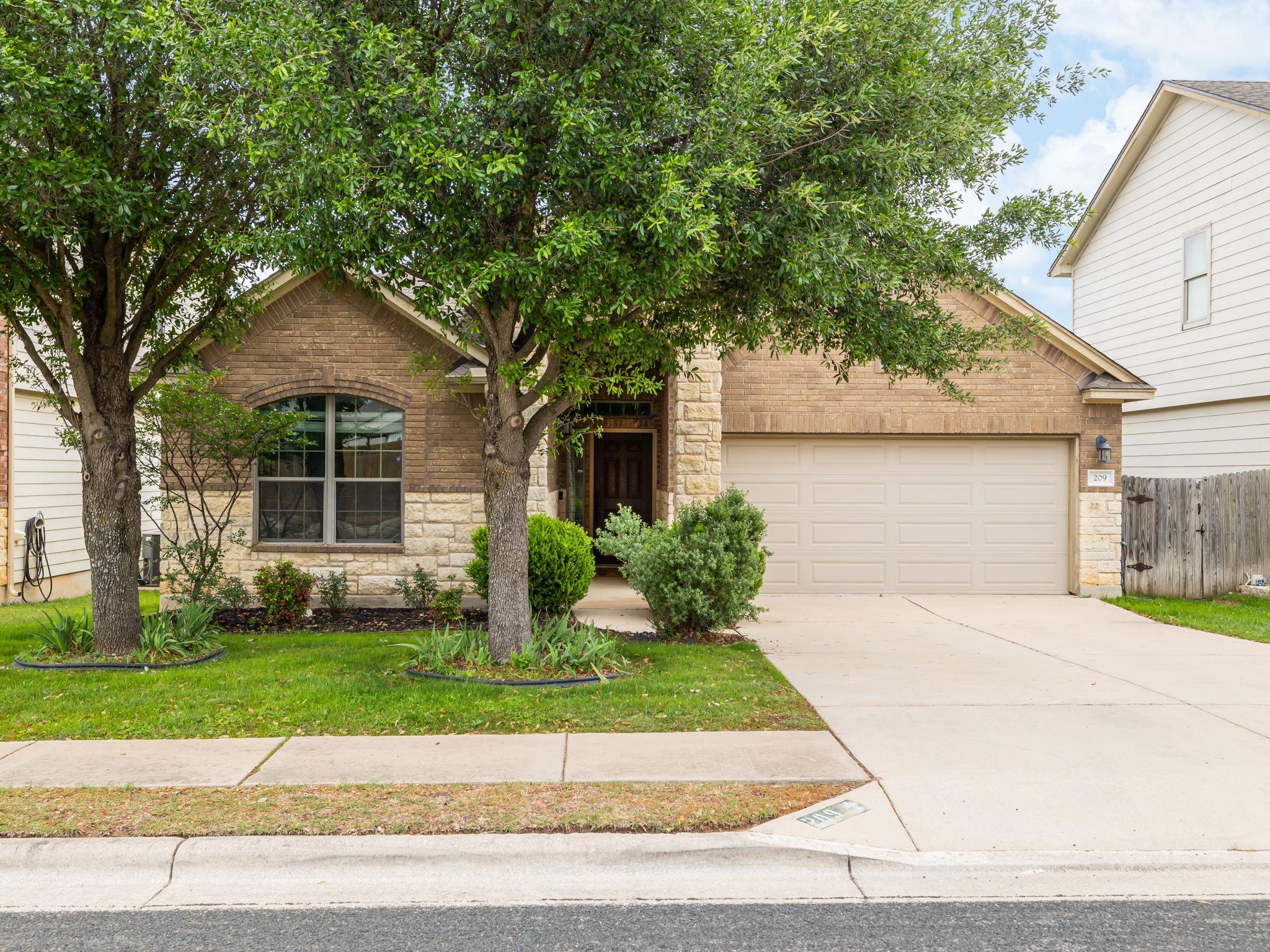 209 Siltstone Way, Liberty Hill, TX 78642