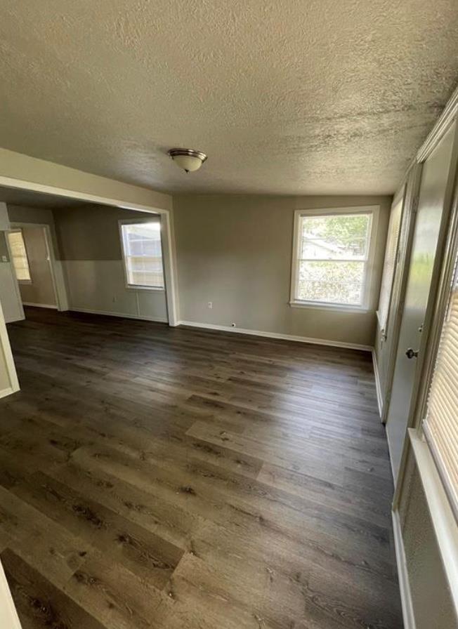 606 Marshall St, Rockdale, TX 76567