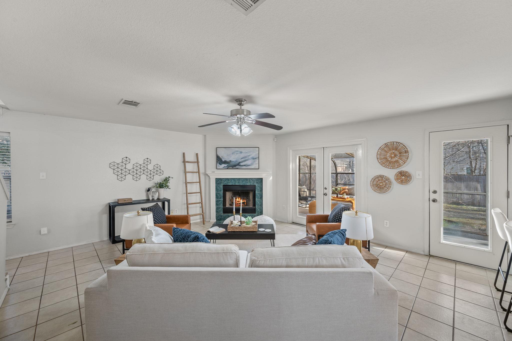 131 Masonwood Dr, Kyle, TX 78640