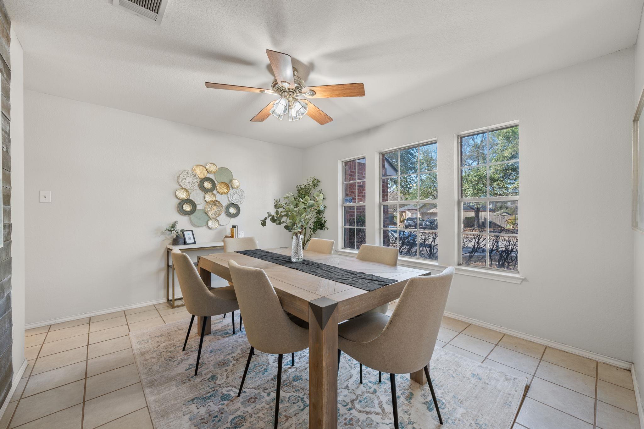 131 Masonwood Dr, Kyle, TX 78640