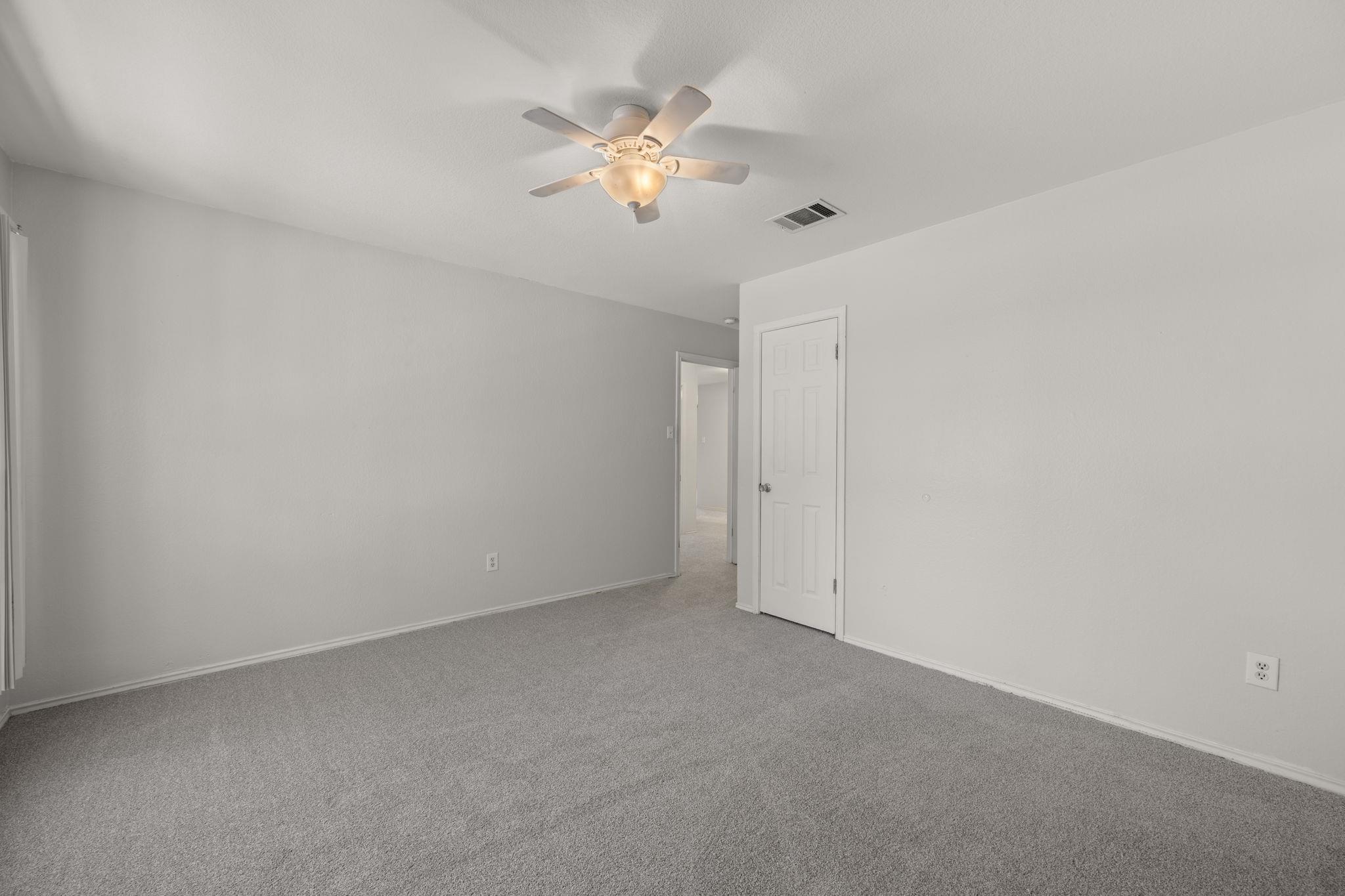 131 Masonwood Dr, Kyle, TX 78640