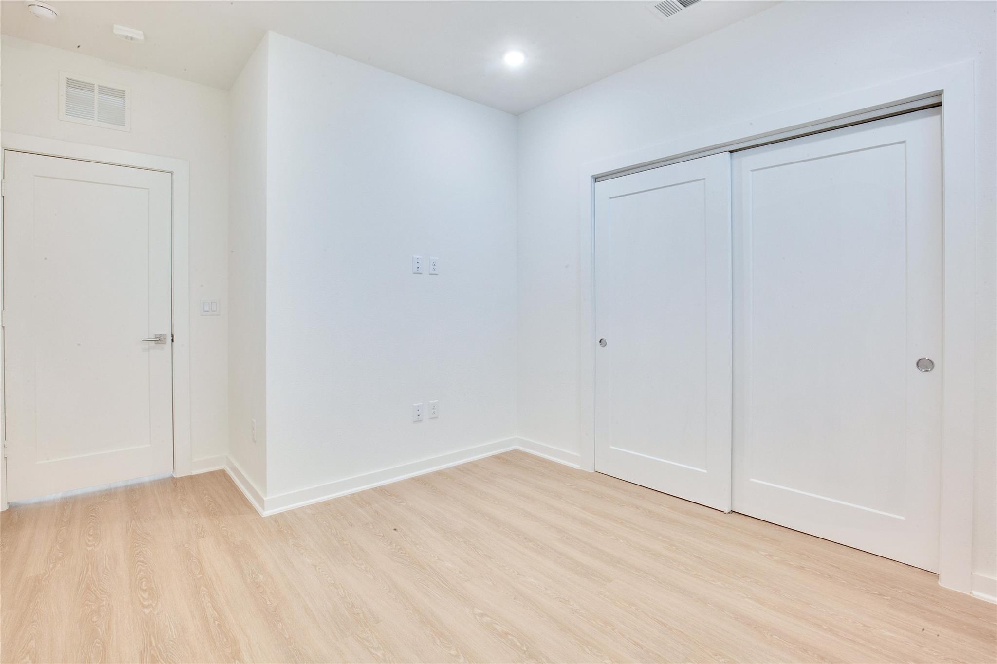 4802 S Congress Ave # 407, Austin, TX 78745