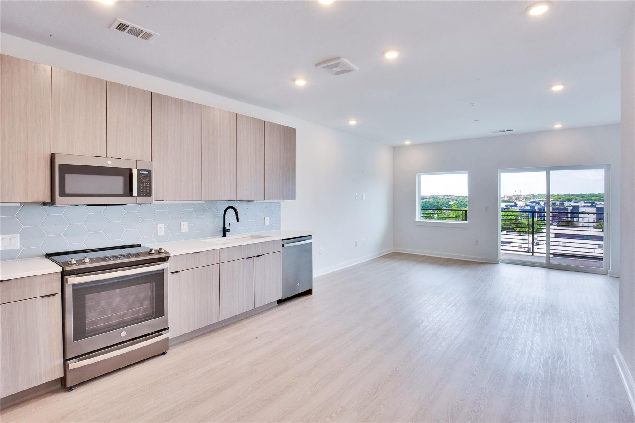 4802 S Congress Ave # 407, Austin, TX 78745