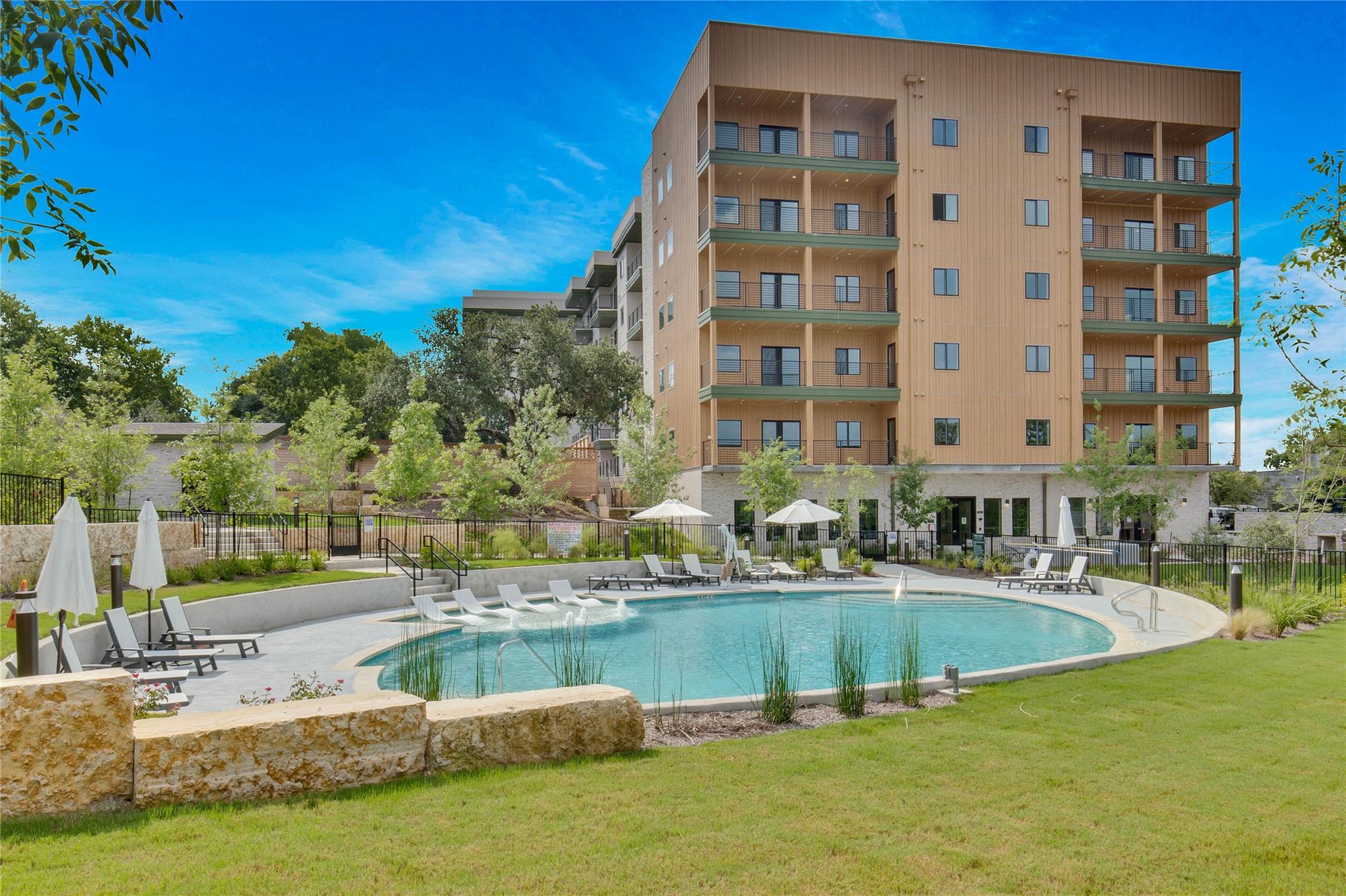 4802 S Congress Ave # 407, Austin, TX 78745