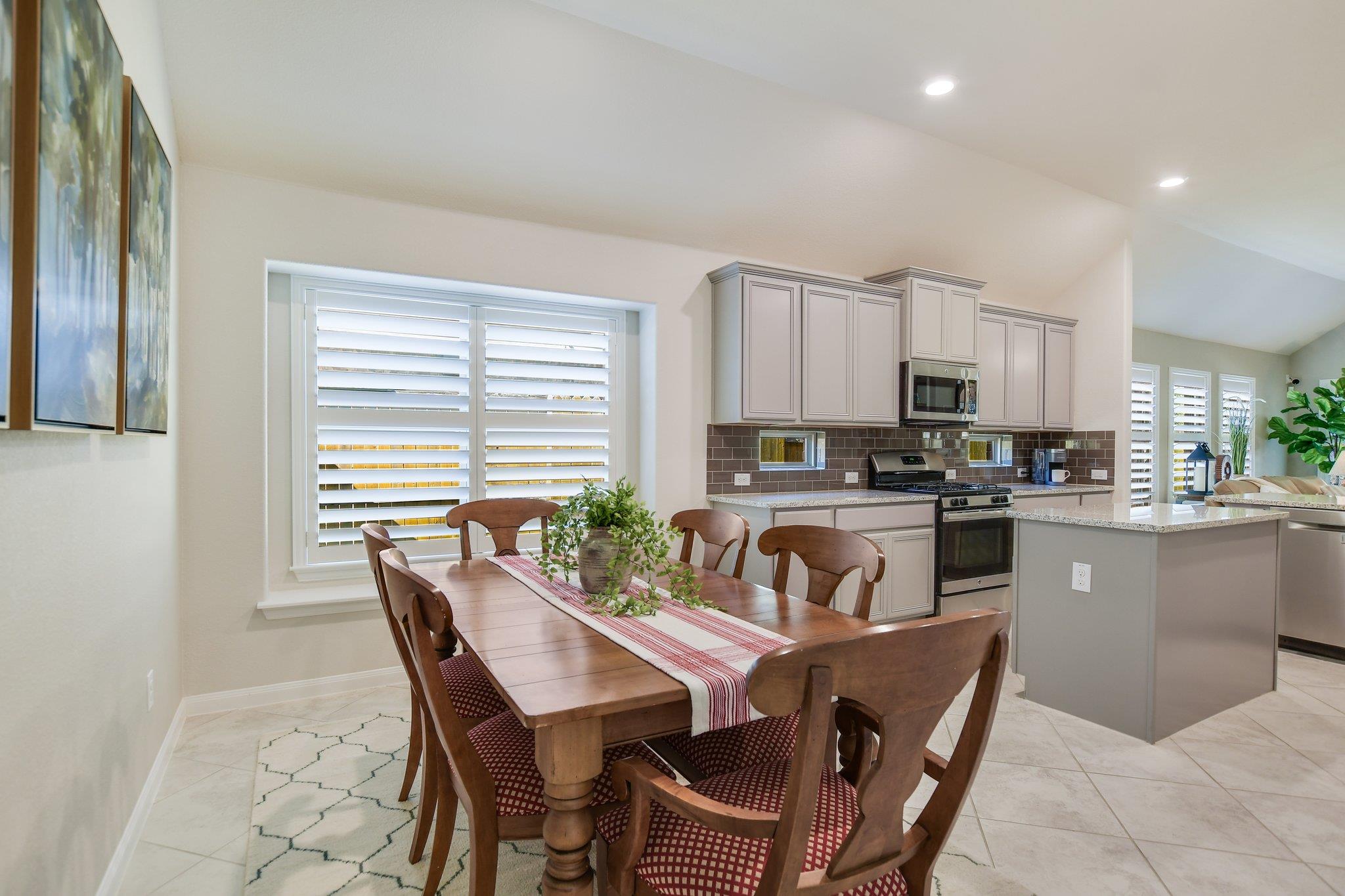 4059 Flowstone Ln, Round Rock, TX 78681