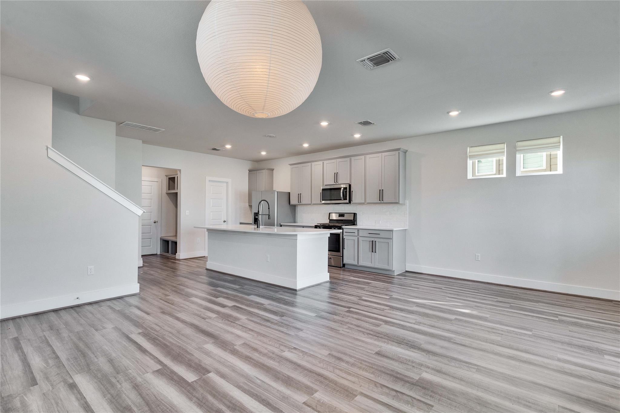 7408 Acela Trl # 217, Austin, TX 78744