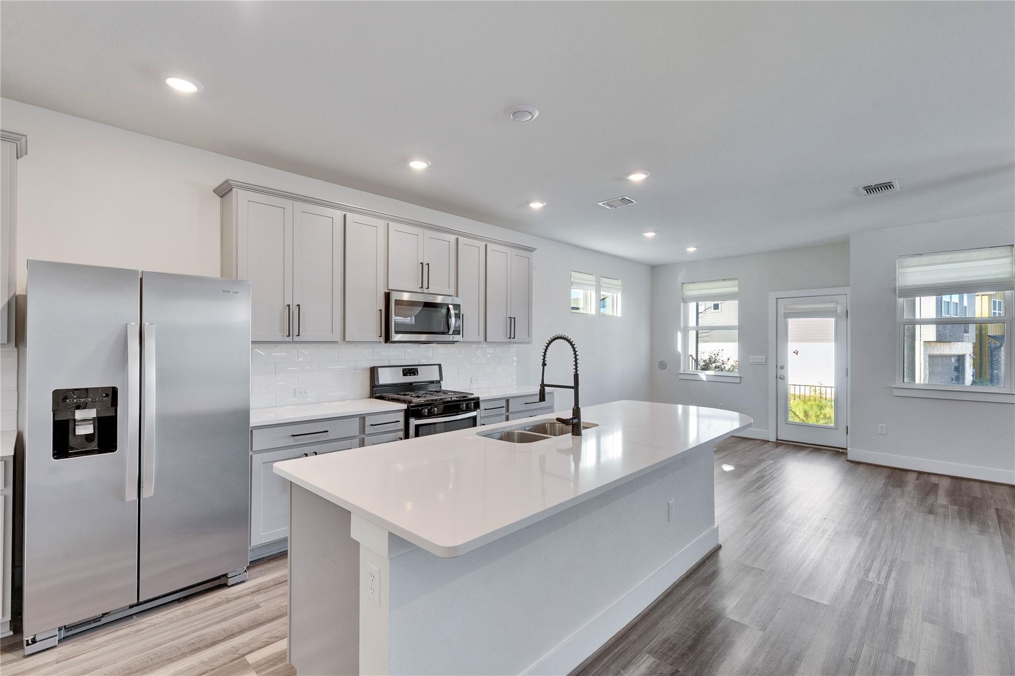 7408 Acela Trl # 217, Austin, TX 78744