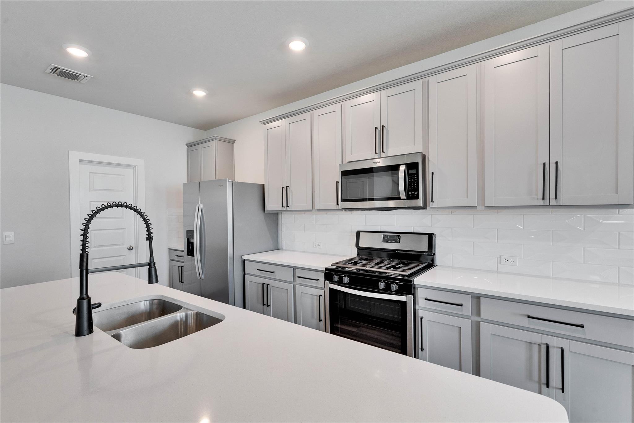 7408 Acela Trl # 217, Austin, TX 78744