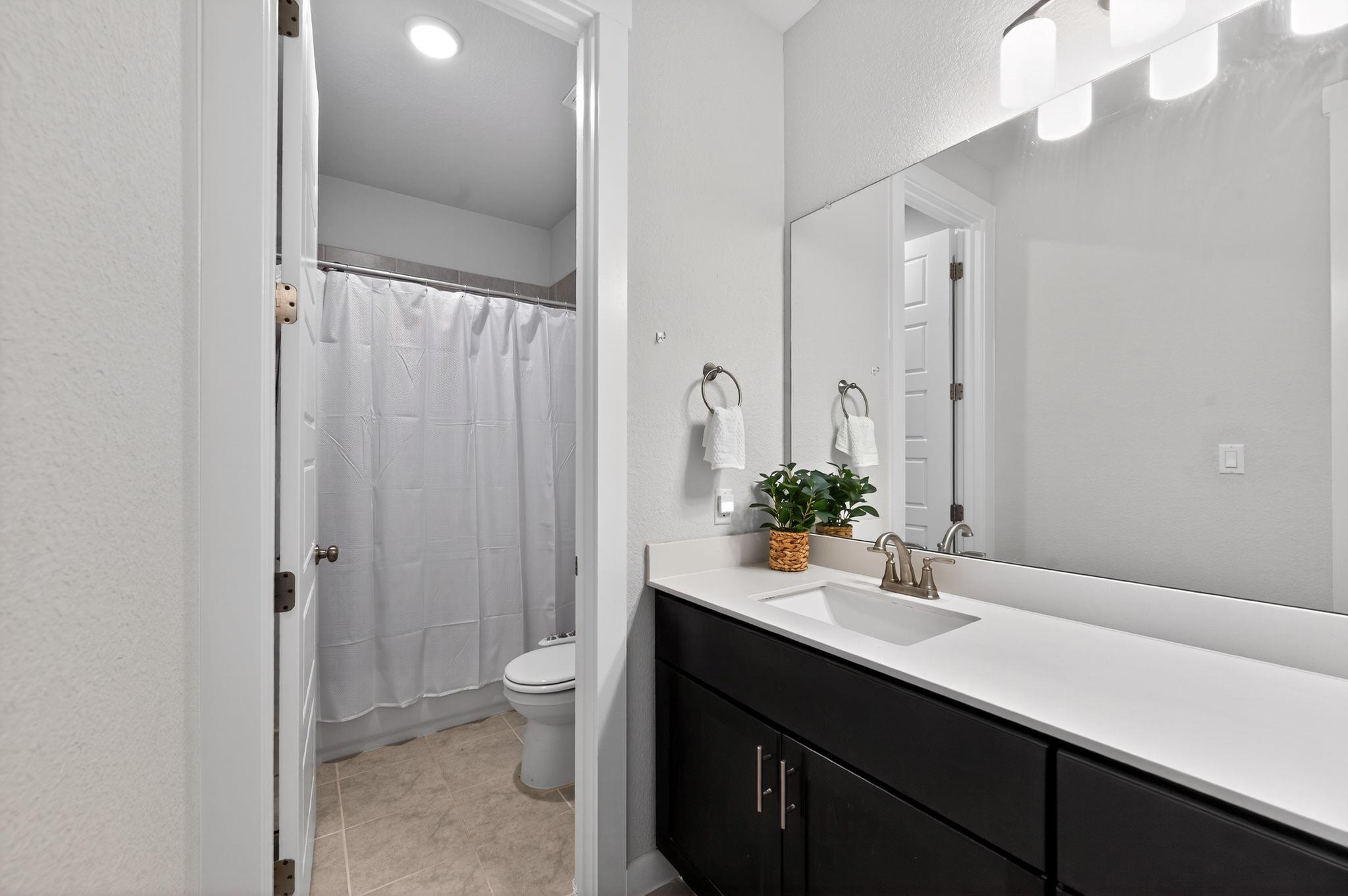 2213 Stampede Dr, Leander, TX 78641