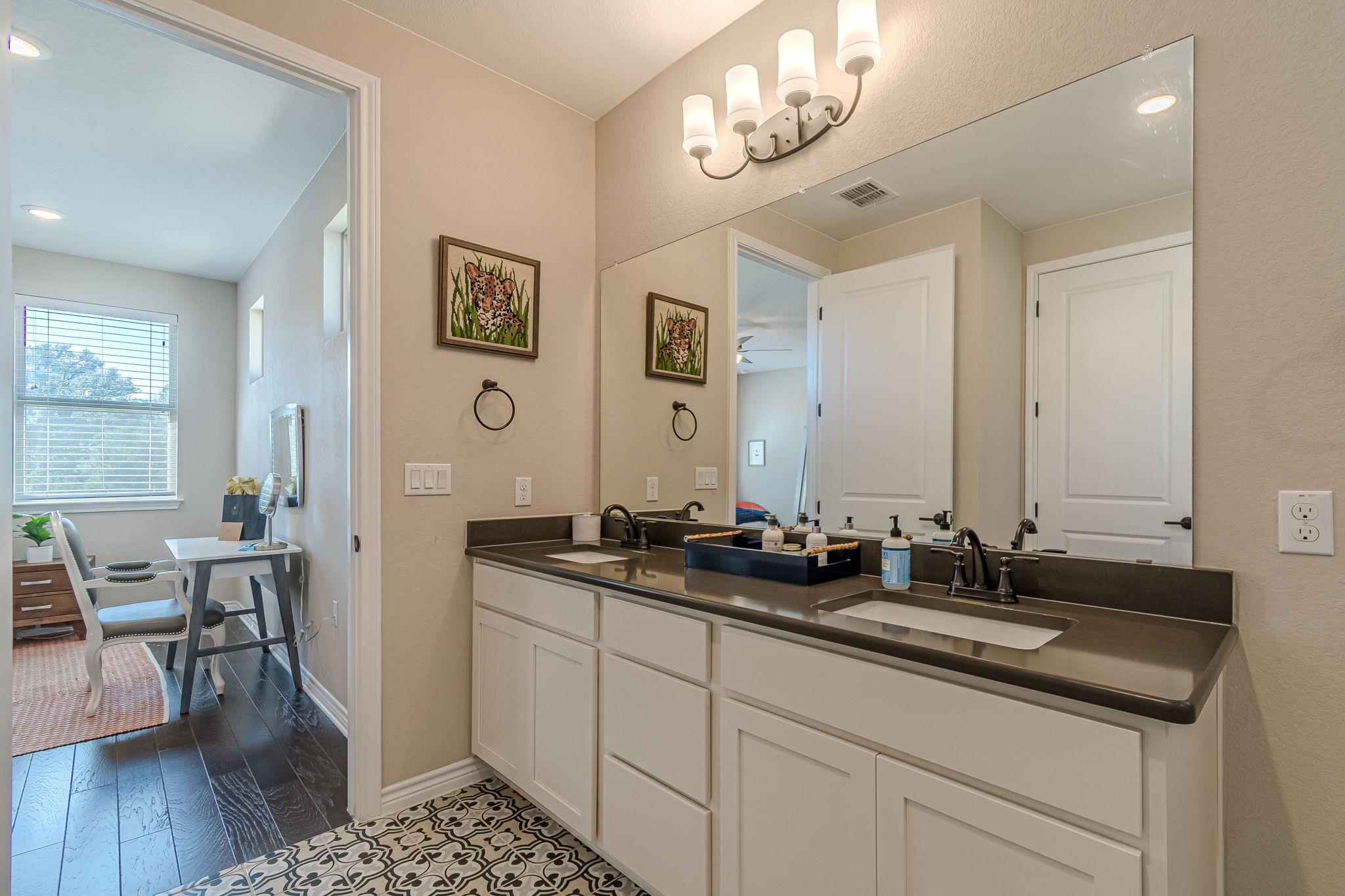 112 Eagle Dr # 102, San Marcos, TX 78666