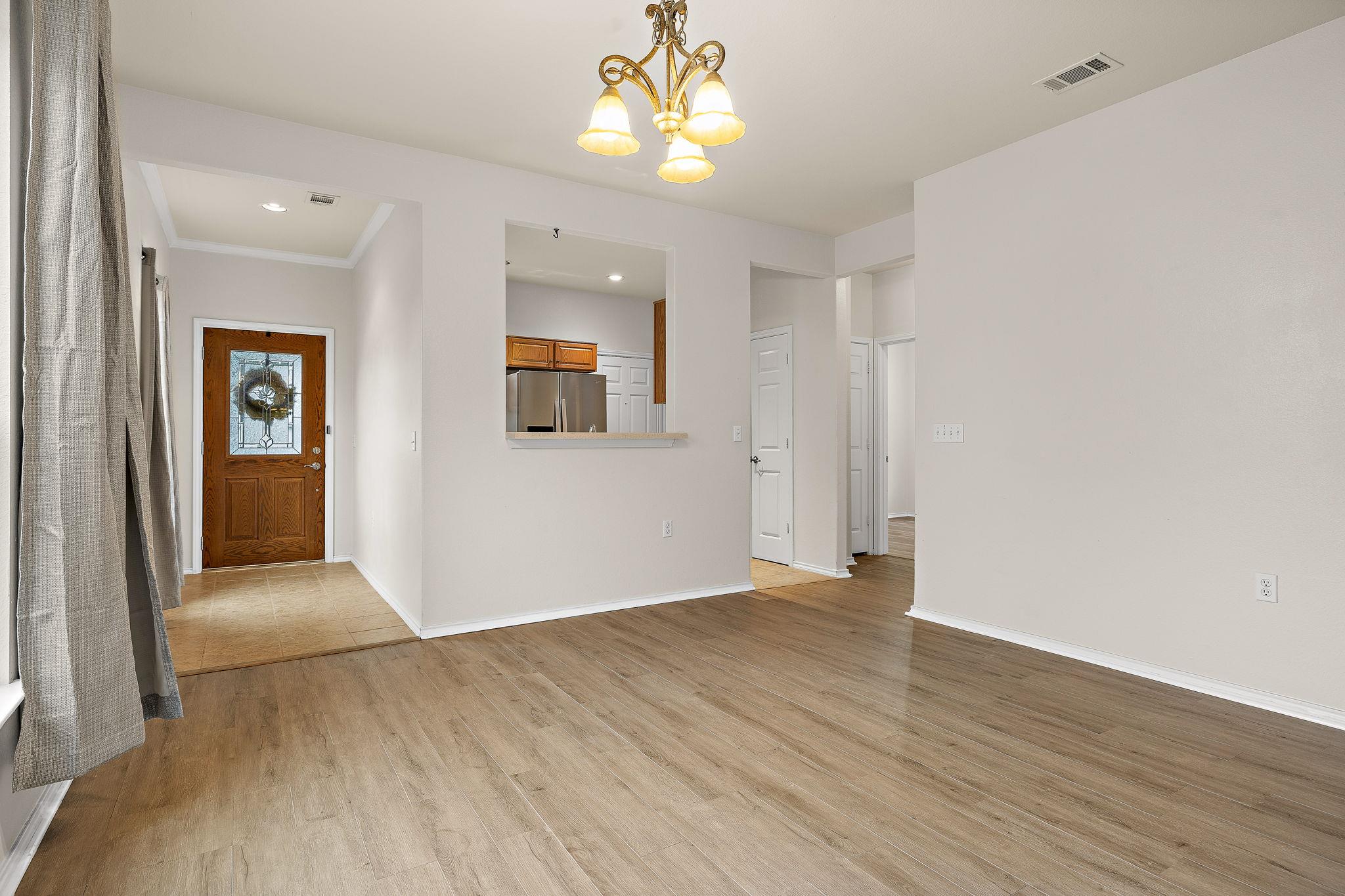 108 Farm Hill Dr, Georgetown, TX 78633