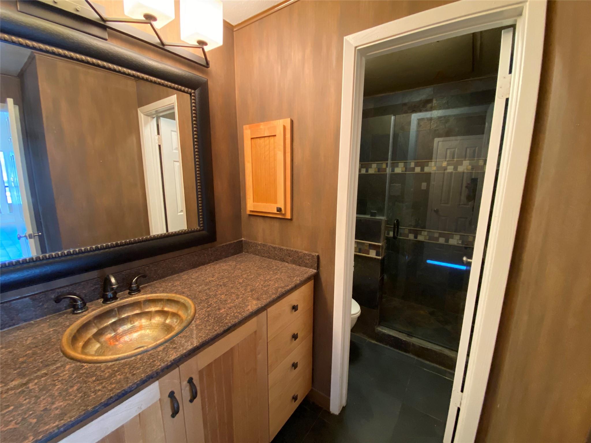 807 W 25TH St # 308, Austin, TX 78705