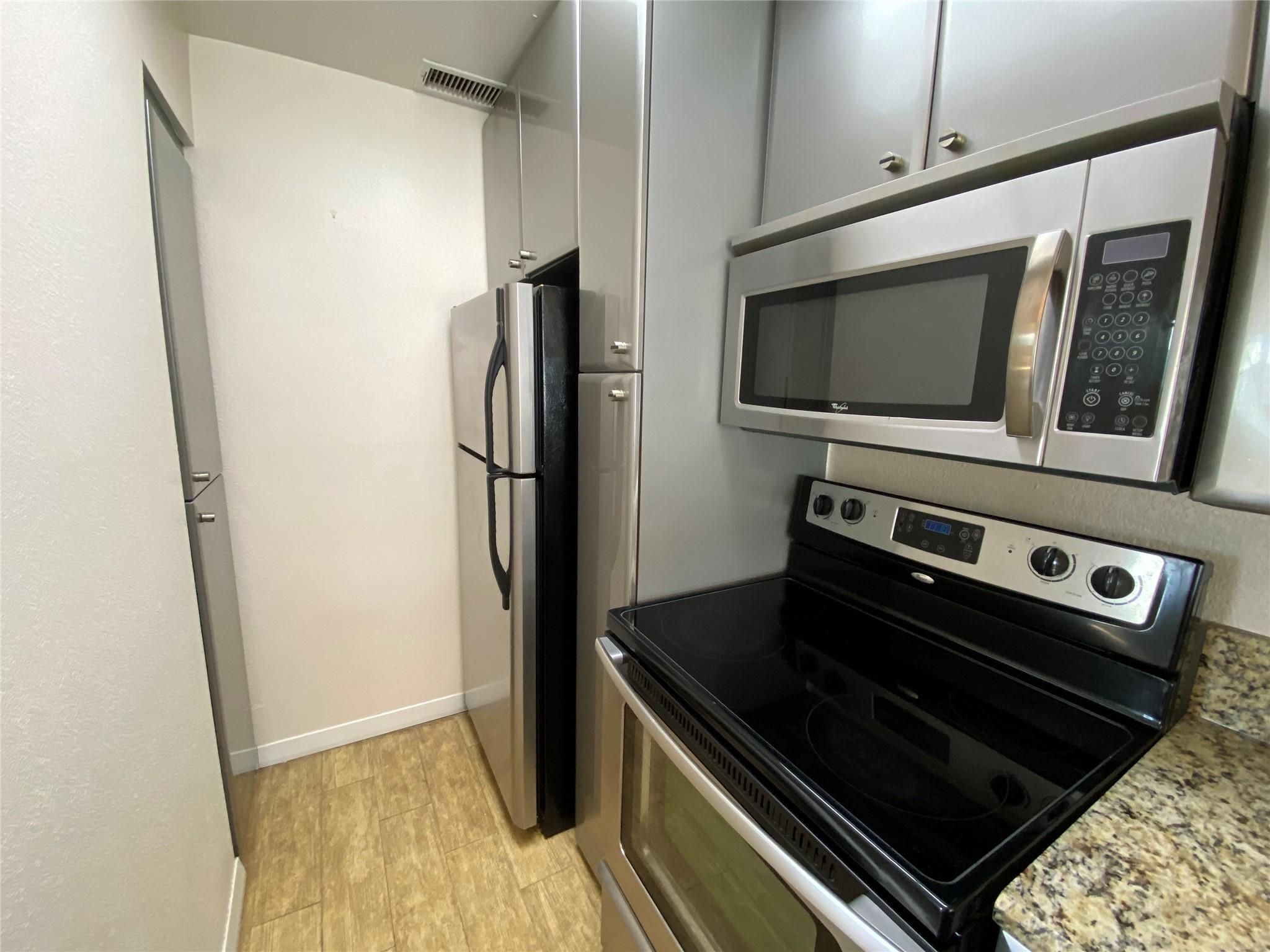 807 W 25TH St # 308, Austin, TX 78705