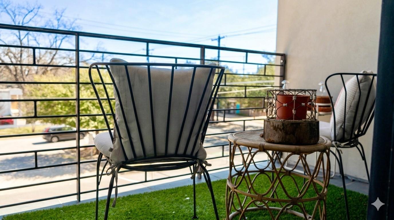 1322 E 12th St # 201, Austin, TX 78702