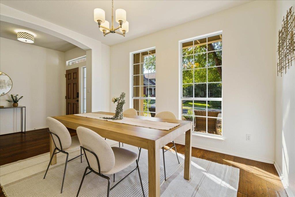 5128 Bluestar Dr, Austin, TX 78739