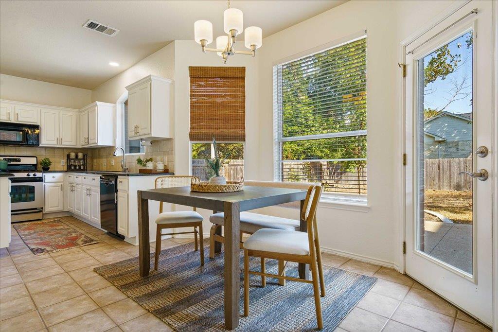 5128 Bluestar Dr, Austin, TX 78739