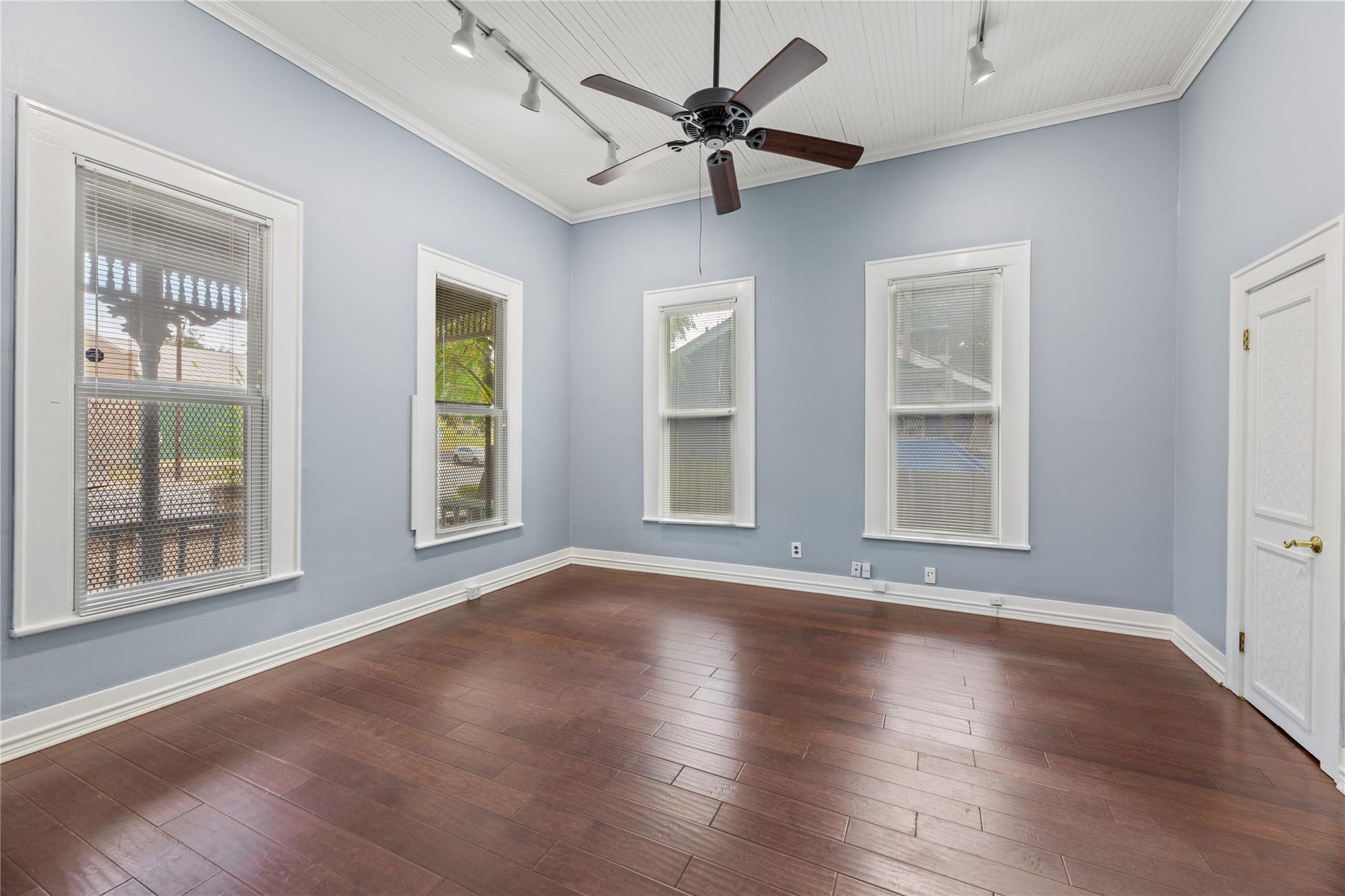 1309 E 7th St, Austin, TX 78702