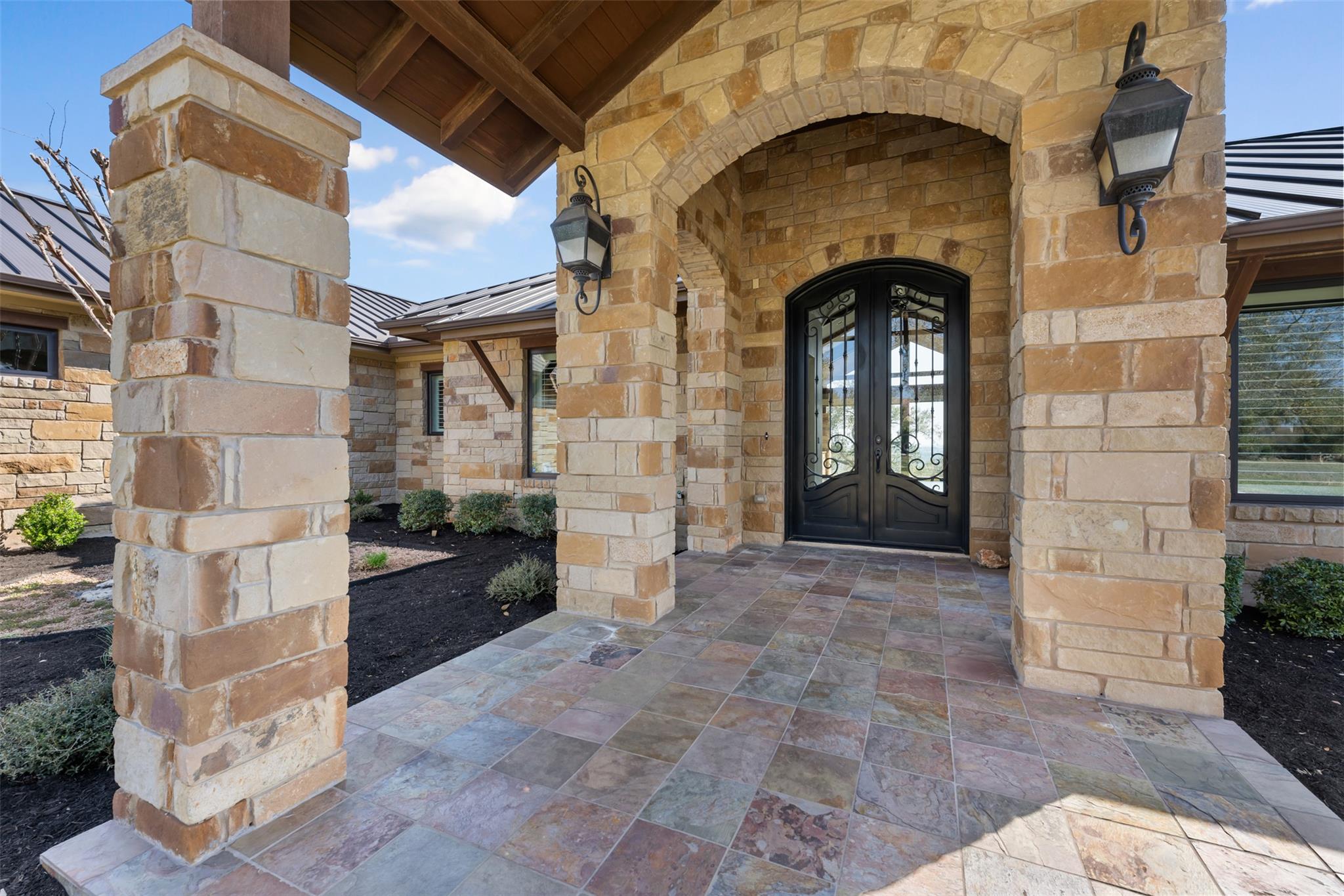 8040 Carlton Ridge Cv, Austin, TX 78738