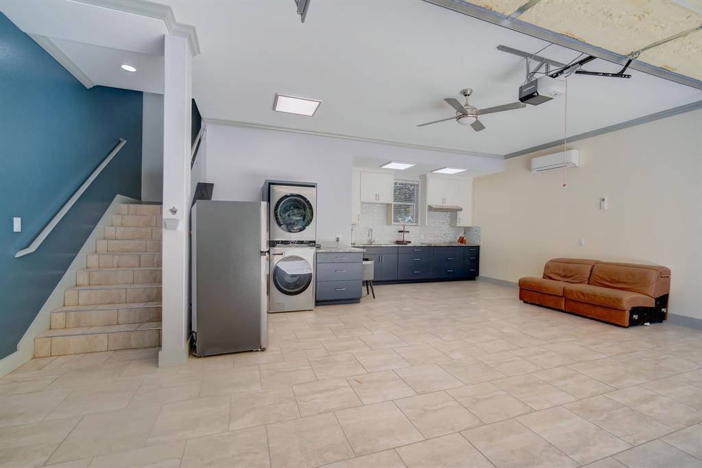 146 Shadow Oak Dr, Bastrop, TX 78602