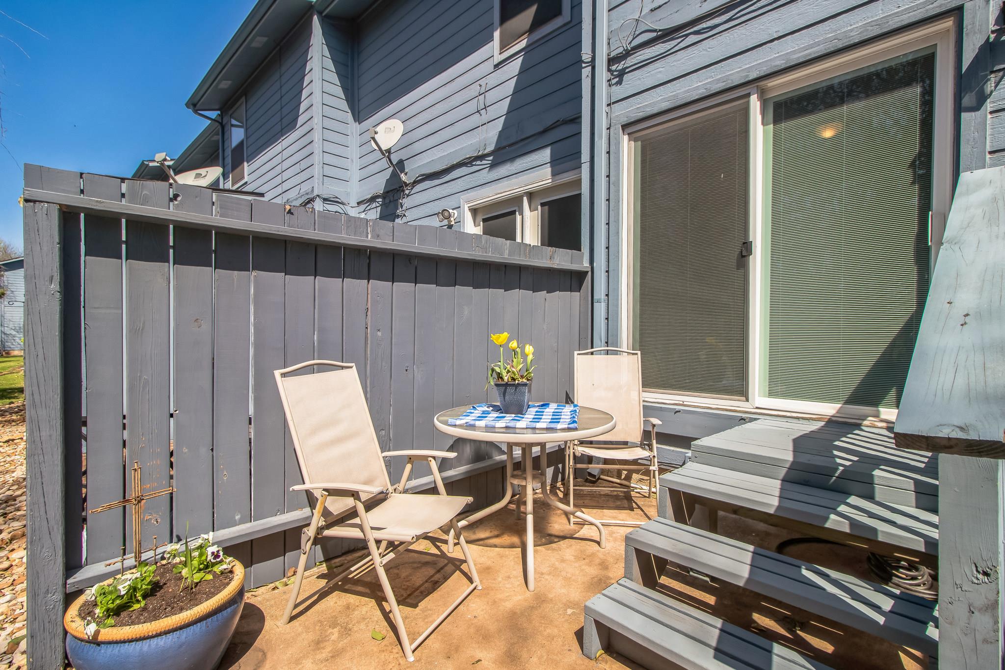 3008 Whisper Oaks Ln # B, Georgetown, TX 78628