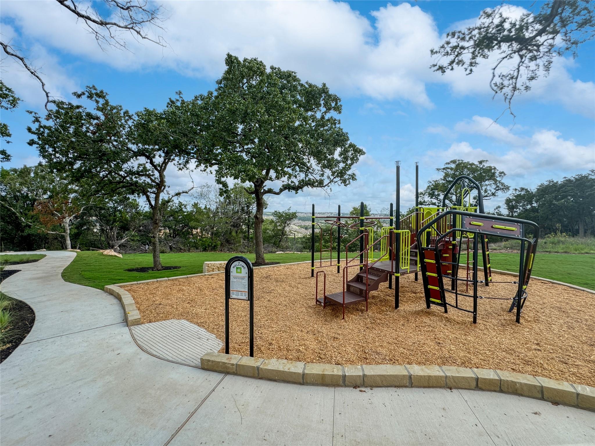 936 Azul Lagoon Dr, Leander, TX 78641