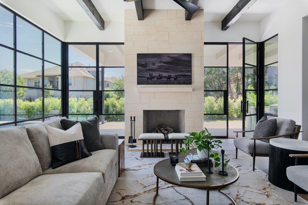 6409 Madrone Tree Ln, Austin, TX 78738