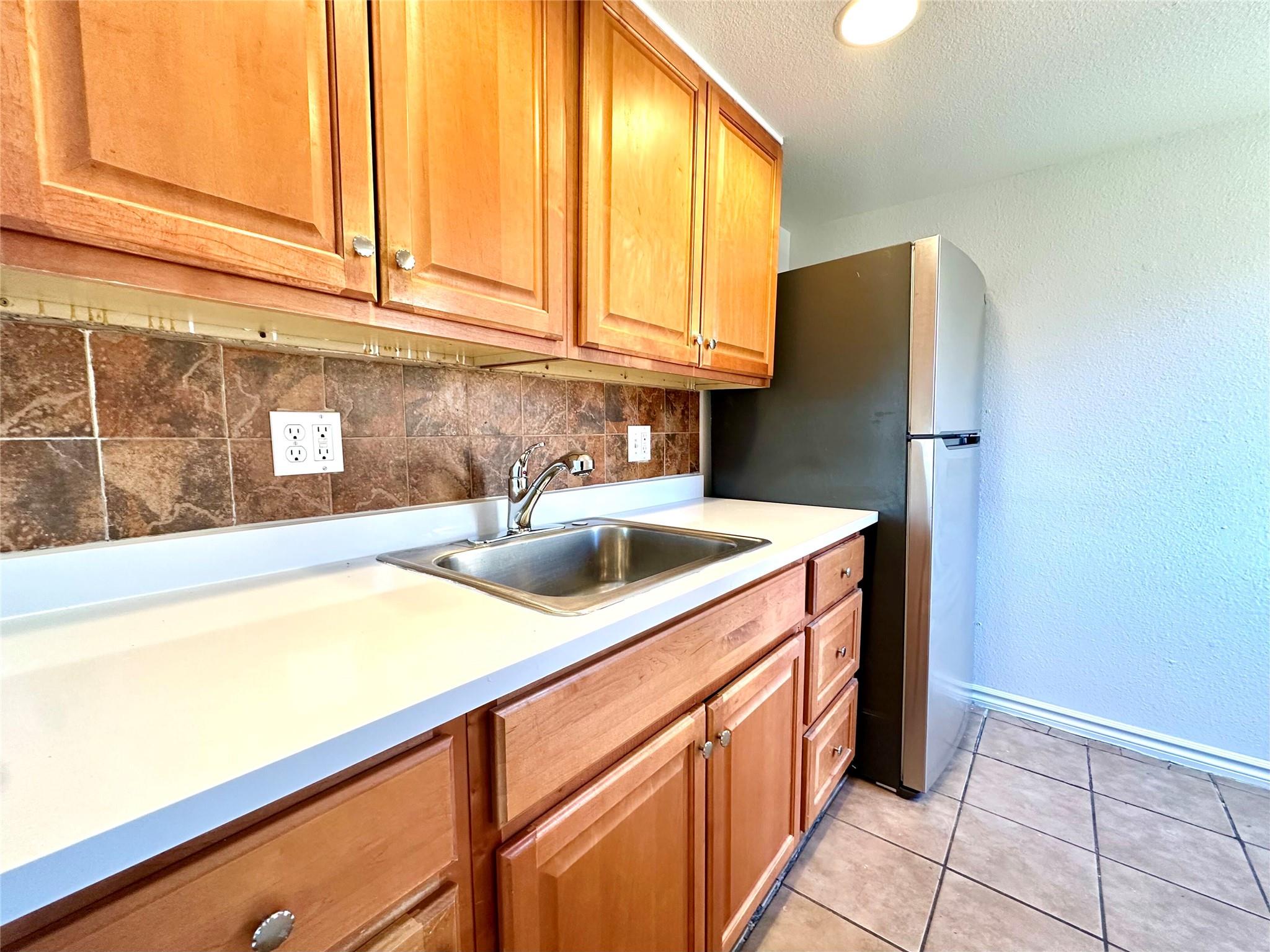 3024 E 12th St, Austin, TX 78702